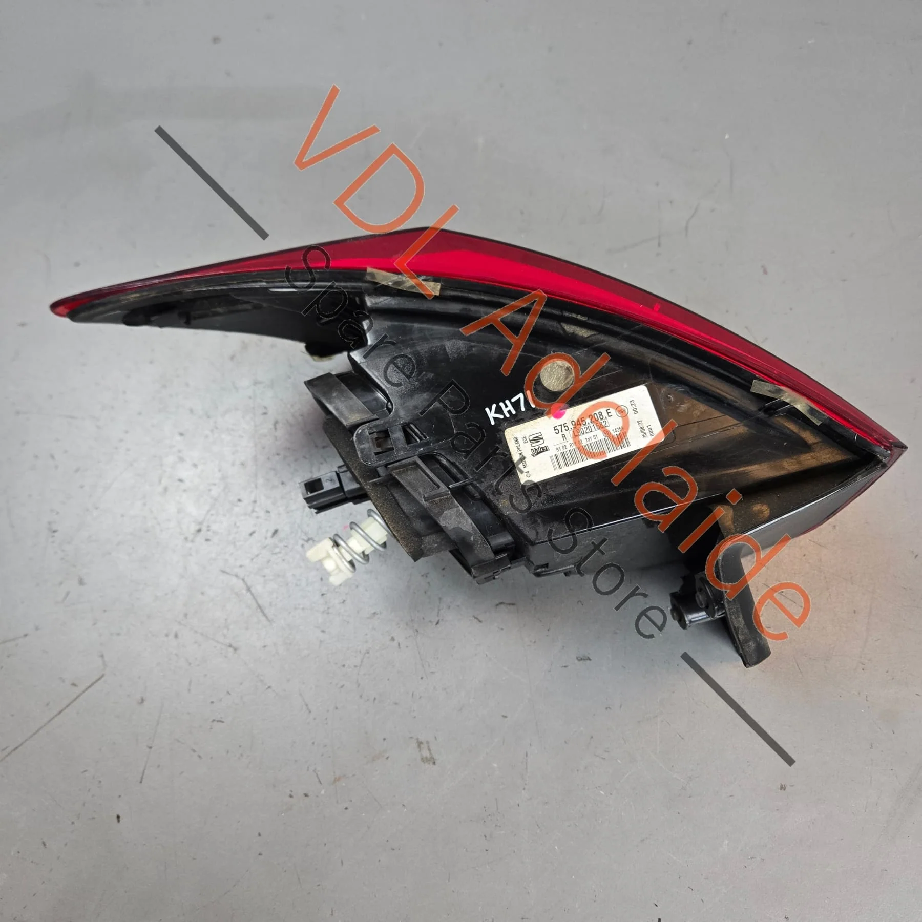 Cupra Ateca Rear Right Outer LED Tail Light 575945208E - Image 8