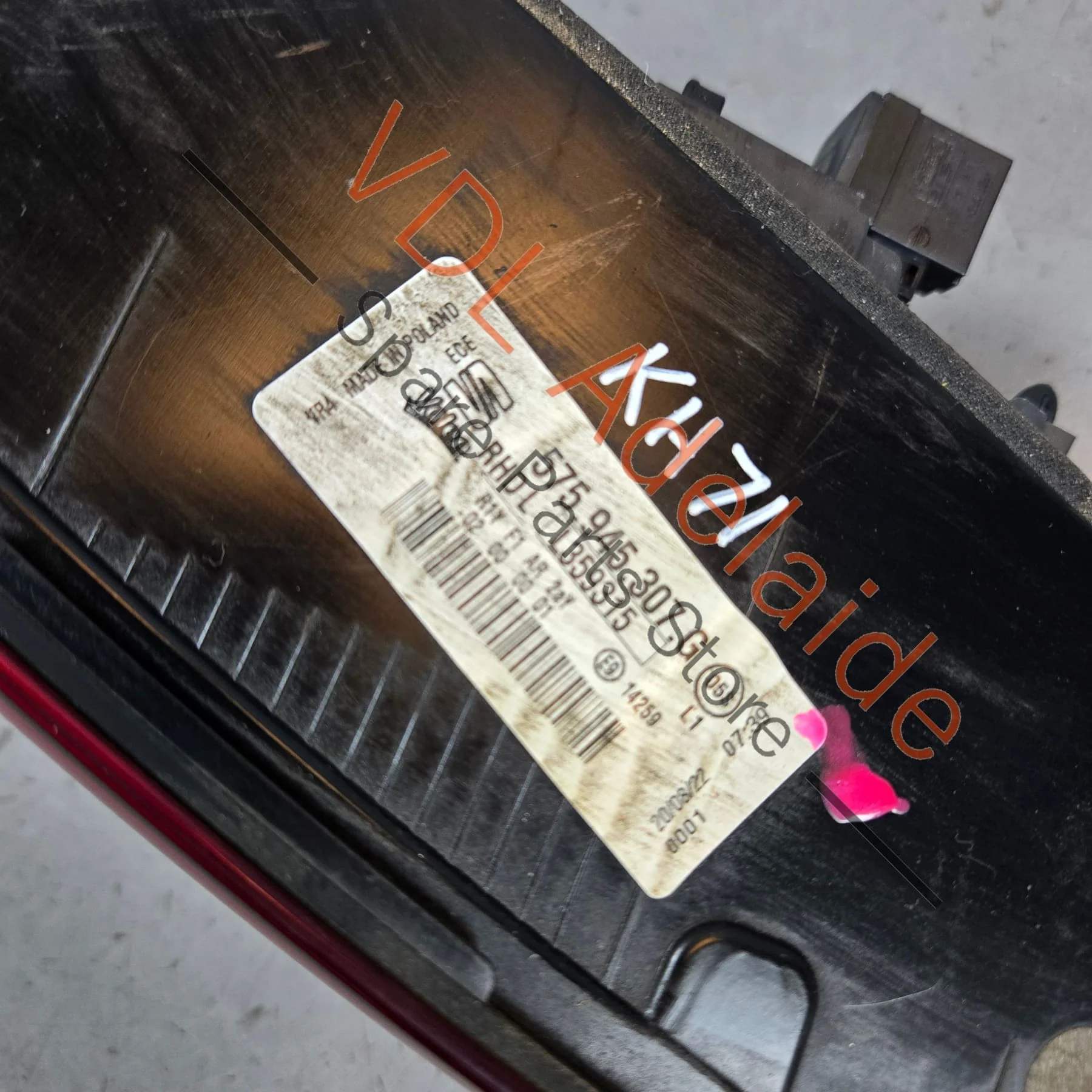 Cupra Ateca Rear Left Inner LED Tail Light 575945307G - Image 6