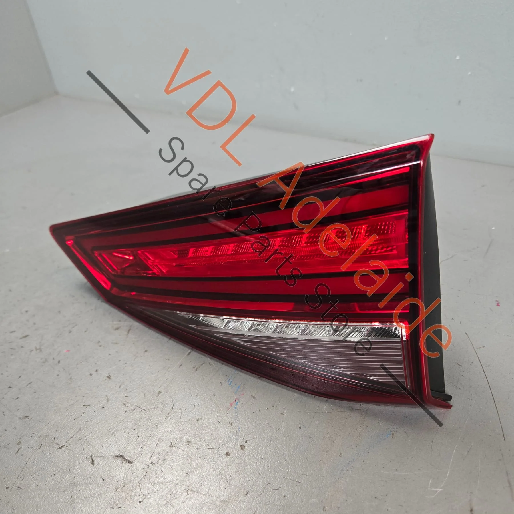 Cupra Ateca Rear Right Inner LED Tail Light 575945308G - Image 3