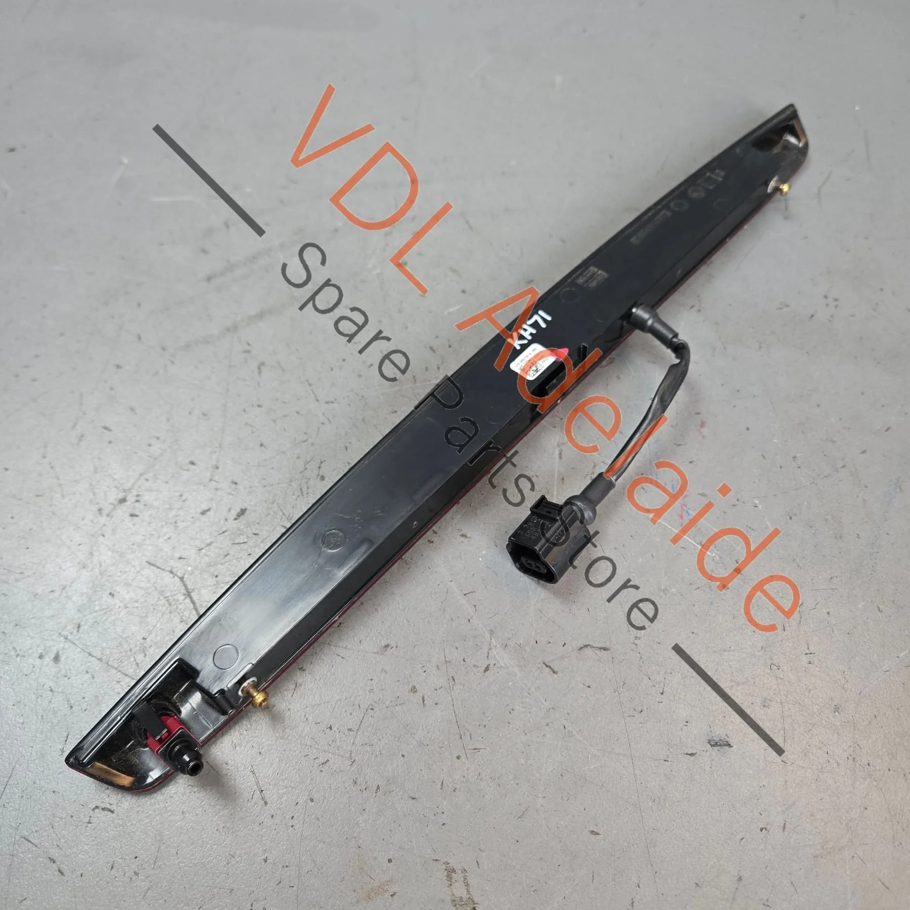 Cupra Ateca Rear Middle Third Centre LED Brake Tail Light 575945097B - Image 4