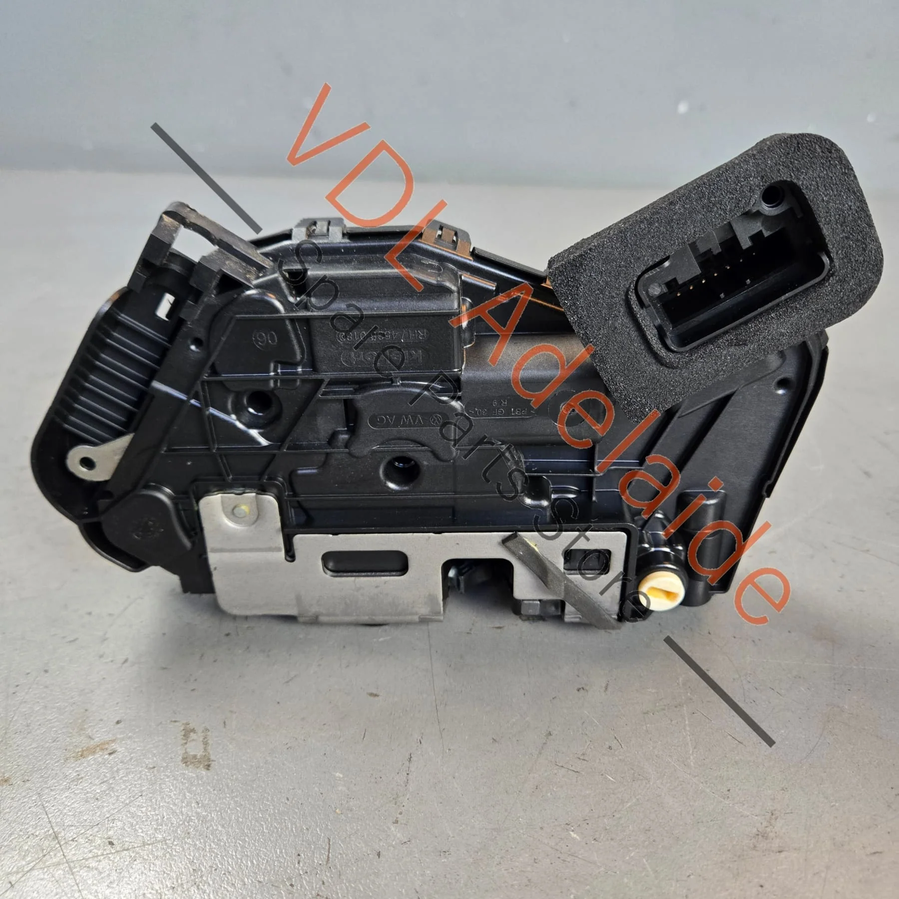 Cupra Ateca Right Rear Door Lock Mechanism for Keyless entry vehicles 5TA839016Q - Image 3