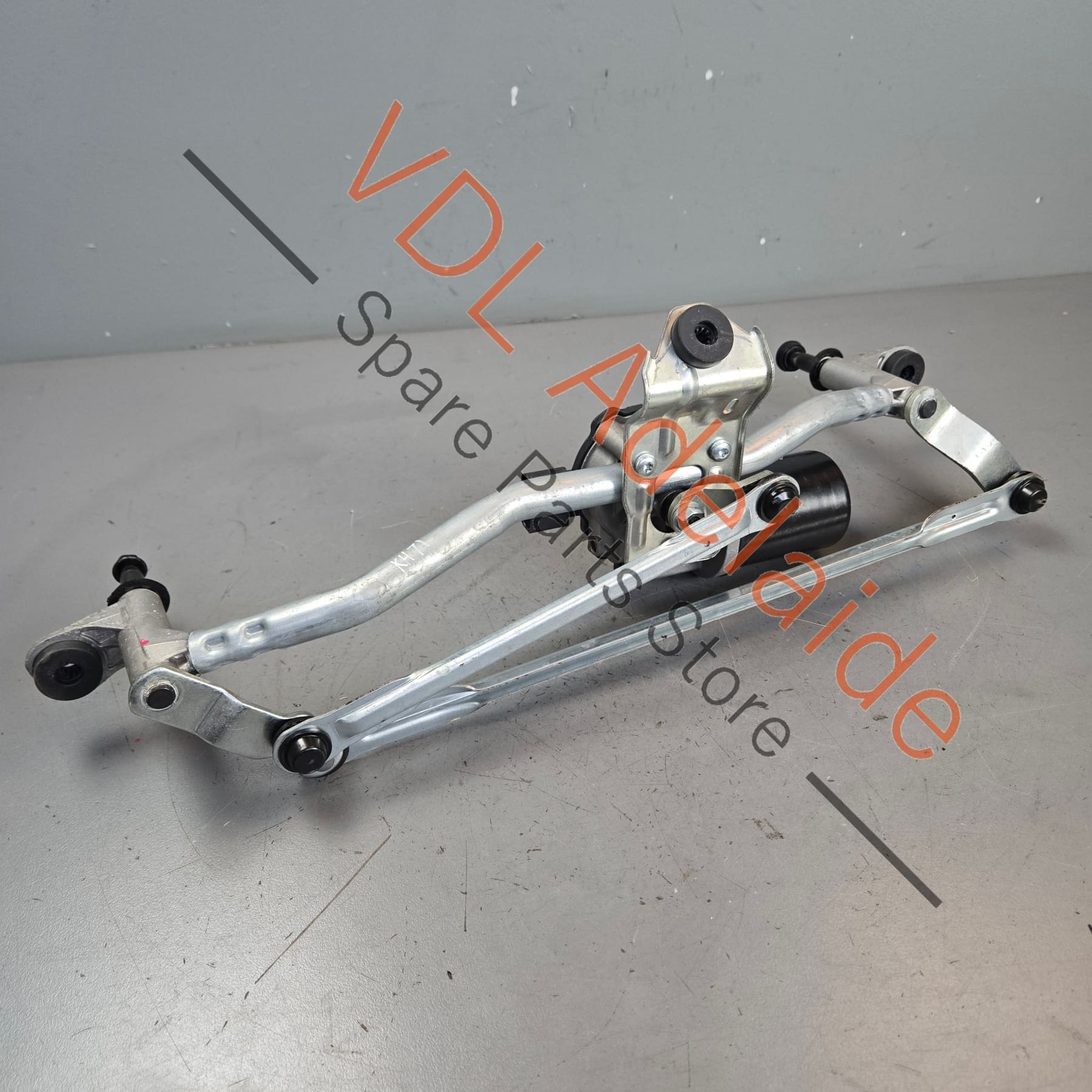 Cupra Ateca Front Windscreen Wiper Motor & Linkages 577955113A 577955023B - Image 4