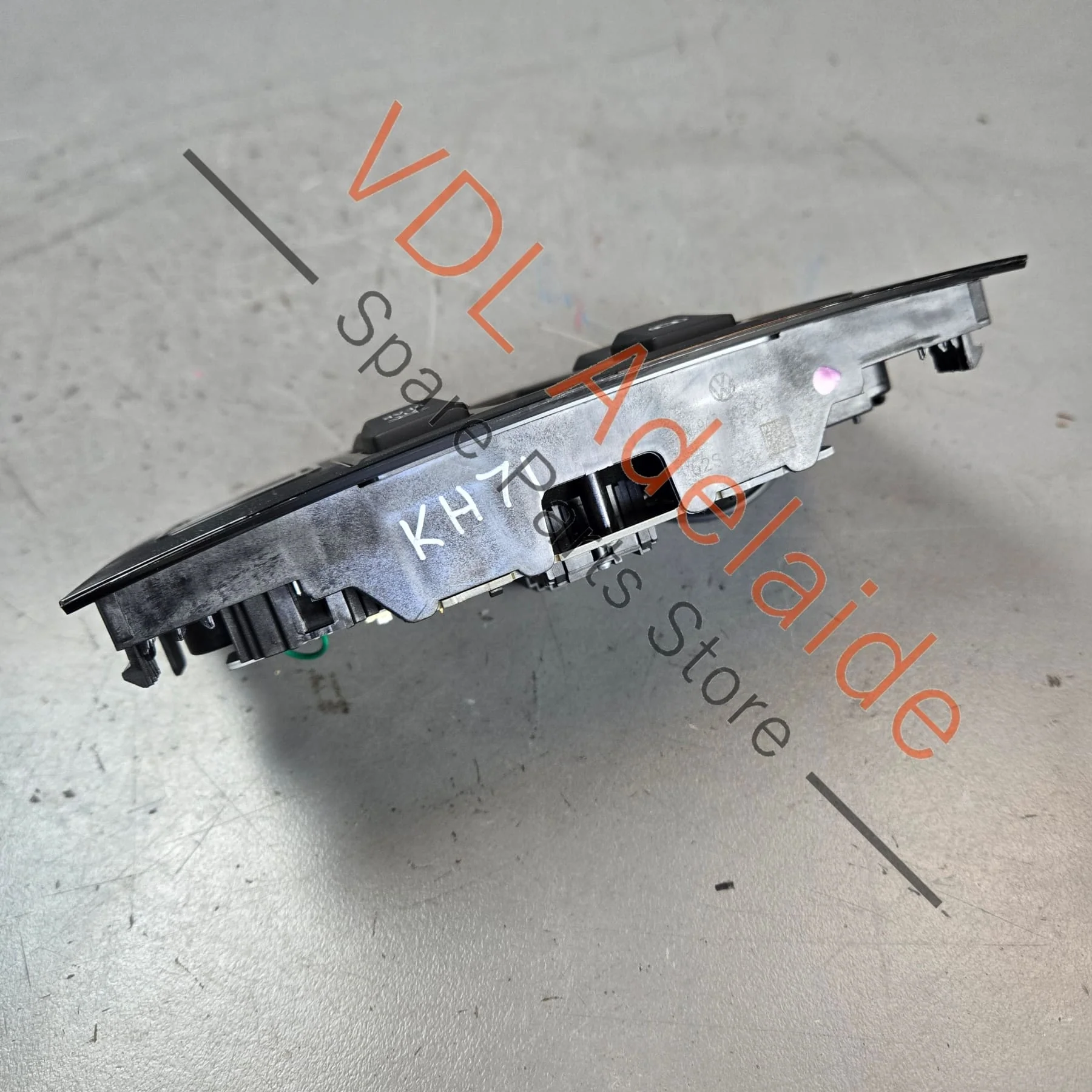 Cupra Ateca LED Front Interior & Reading Light Black 5TA947105C WHI - Image 4