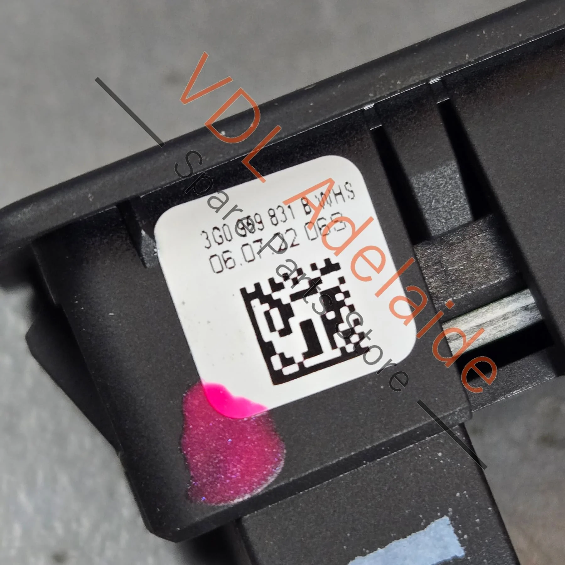 Cupra Ateca Tiguan Passat Electric Tailgate Boot Close Closing Button Switch 3G0959831B - Image 3