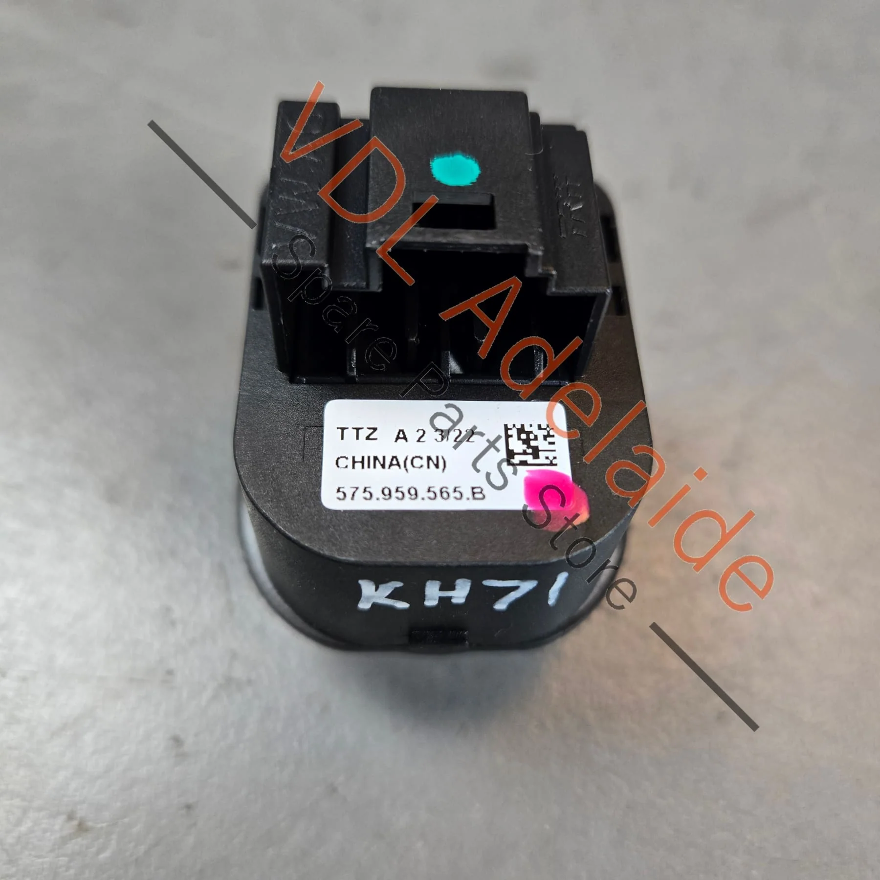 Cupra Ateca Power Folding Heated Mirror Switch 575959565B WHI - Image 3