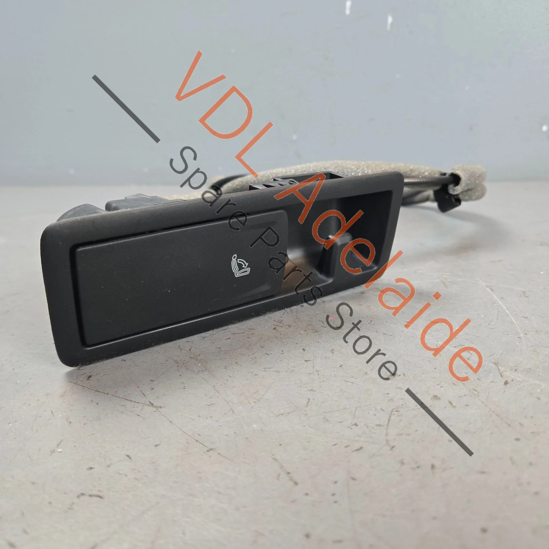 VW Cupra Ateca Rear Seat Remote Release Handle Flip Fold Down Left 575885591C 5H0885671