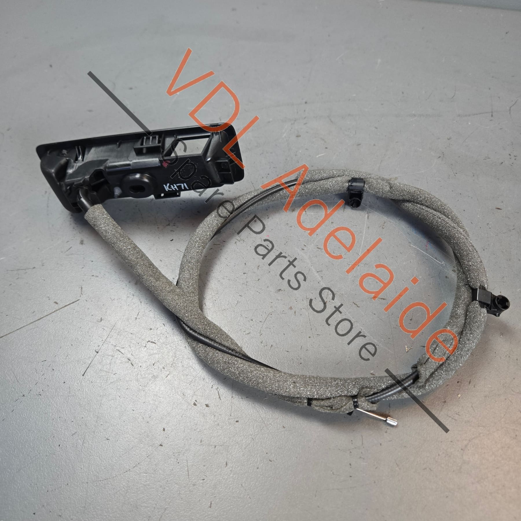 VW Cupra Ateca Rear Seat Remote Release Handle Flip Fold Down Right 575885592C - Image 3