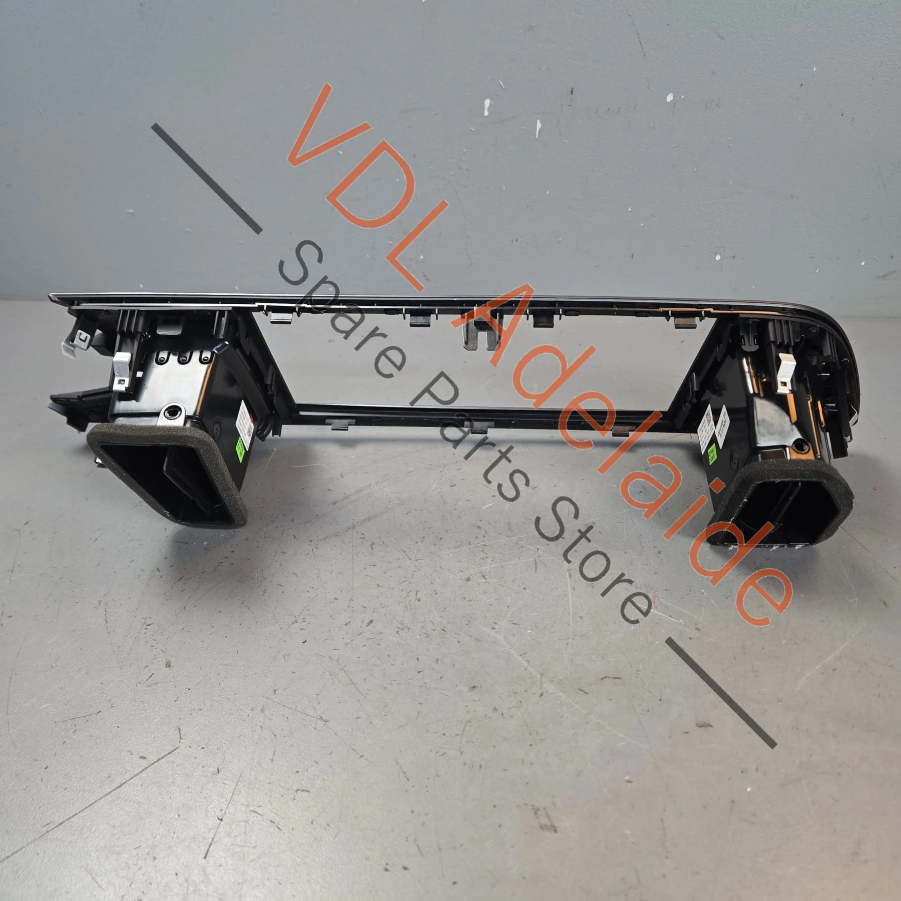 Cupra Ateca Centre Dashboard Air Vent & Cover Trim Interior 577820951A ZKY - Image 5