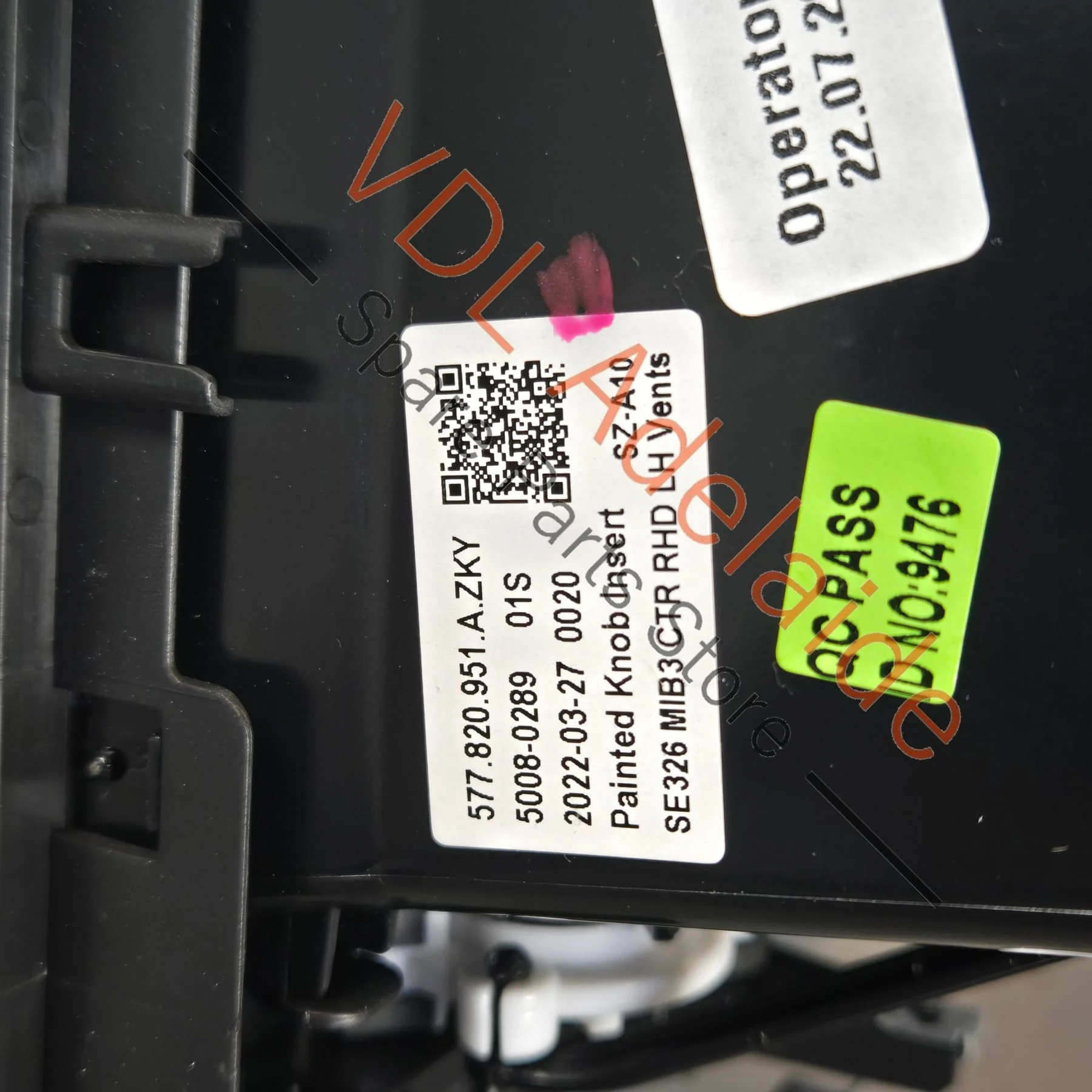 Cupra Ateca Centre Dashboard Air Vent & Cover Trim Interior 577820951A ZKY - Image 8