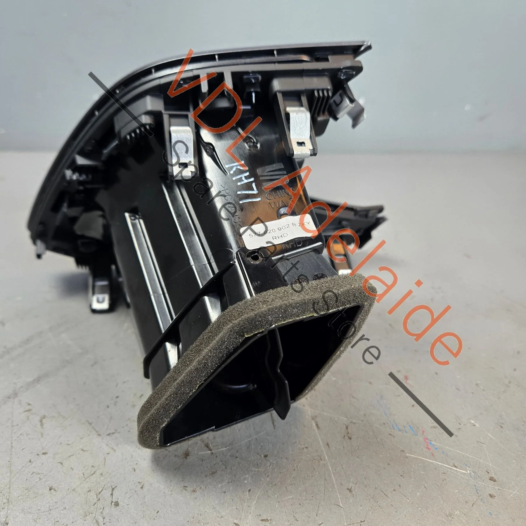 Cupra Ateca Right Drivers Dashboard Air Vent & Cover Trim Interior 577820902  ZKY - Image 3