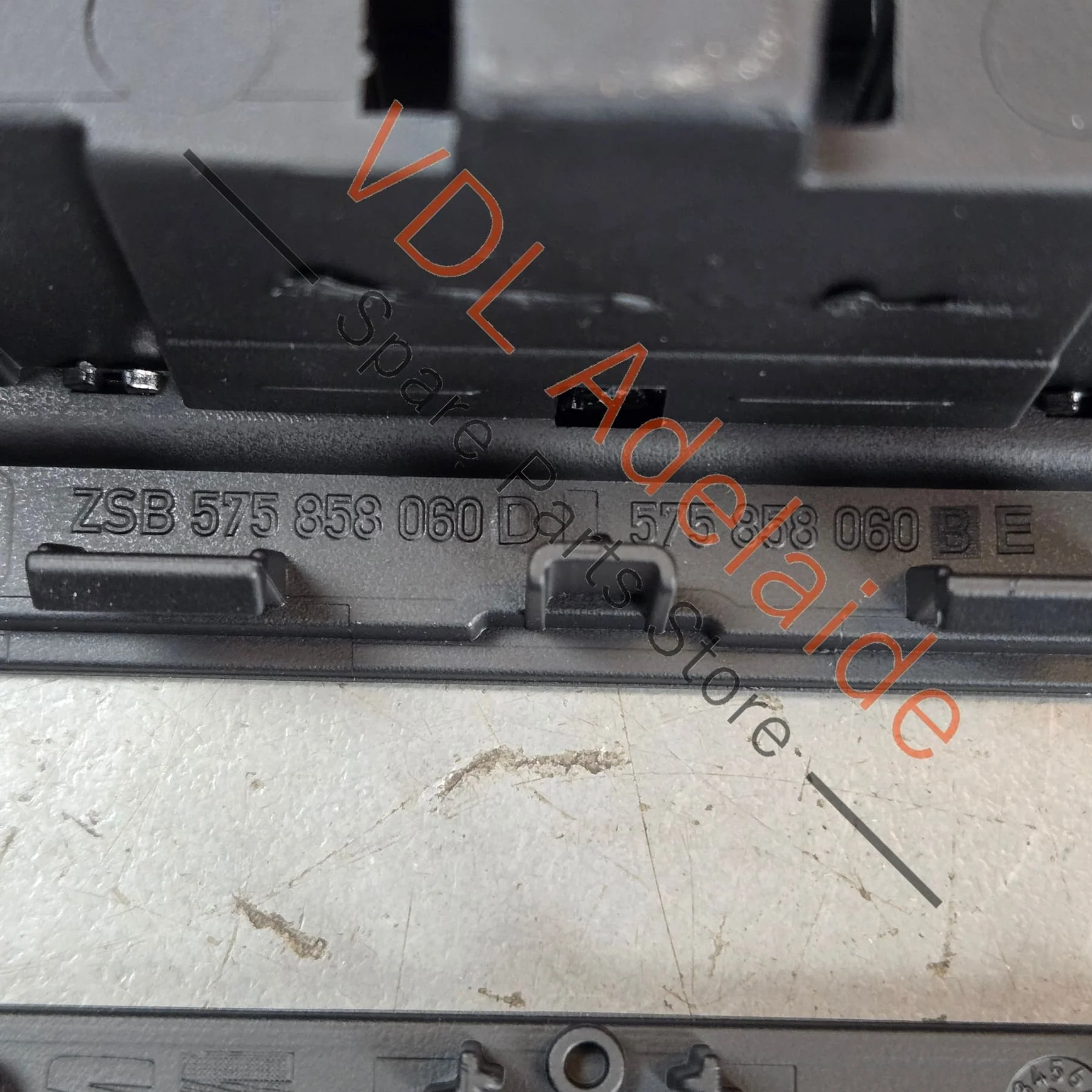 Cupra Ateca Dashboard Trim for AC Control Switch 575858060F XQW Silver - Image 5