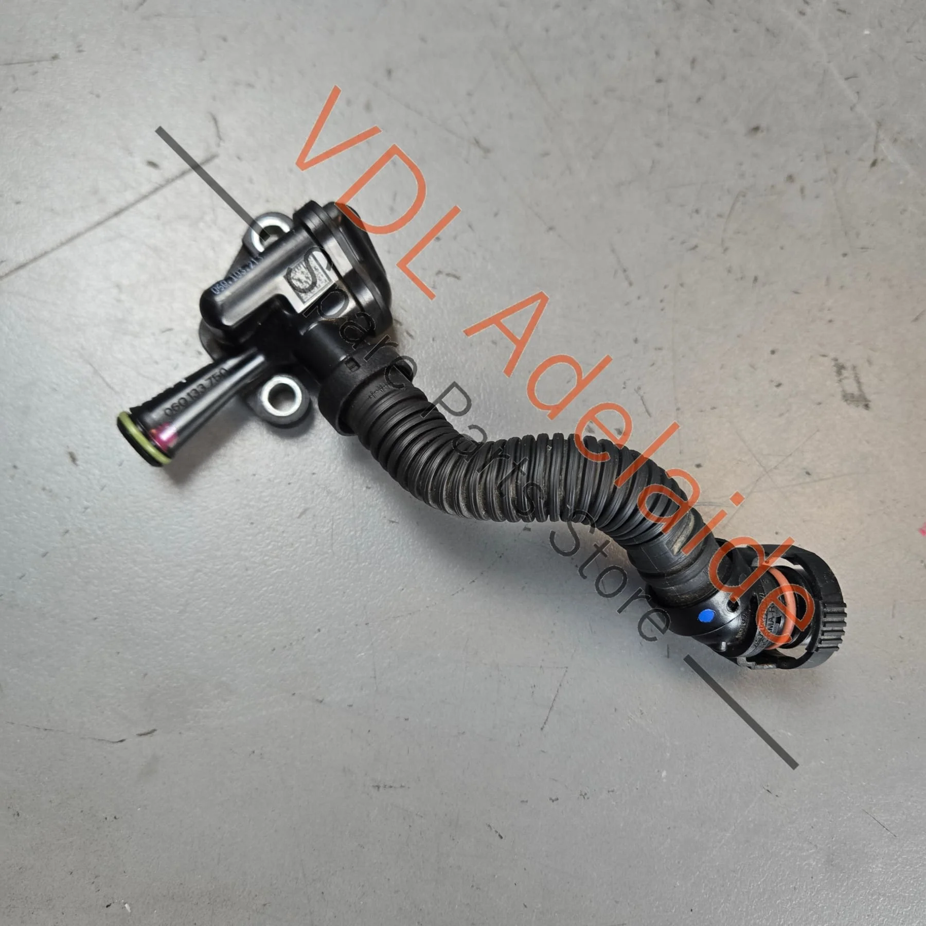 Audi S3 8Y VW Golf R MK8 PCV Oil Breather Hose with Suction Pump 06Q103213 06Q133750