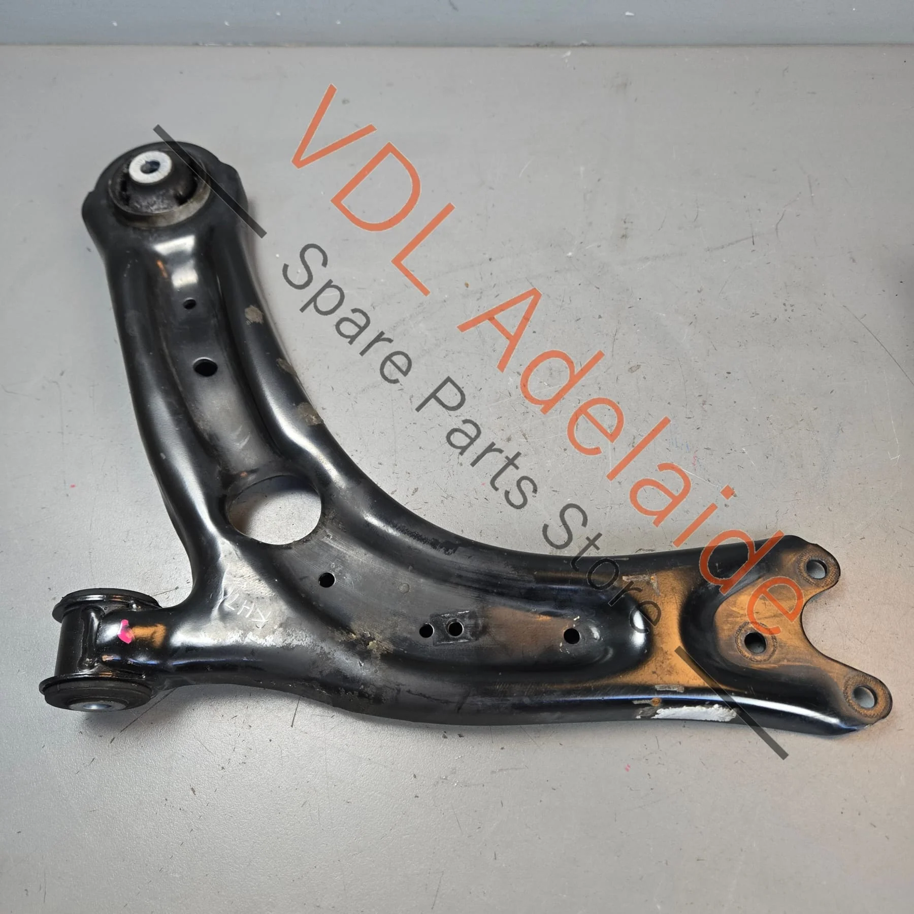 Cupra Ateca VW Tiguan Lower Control Arm Front Left 3Q0407151P