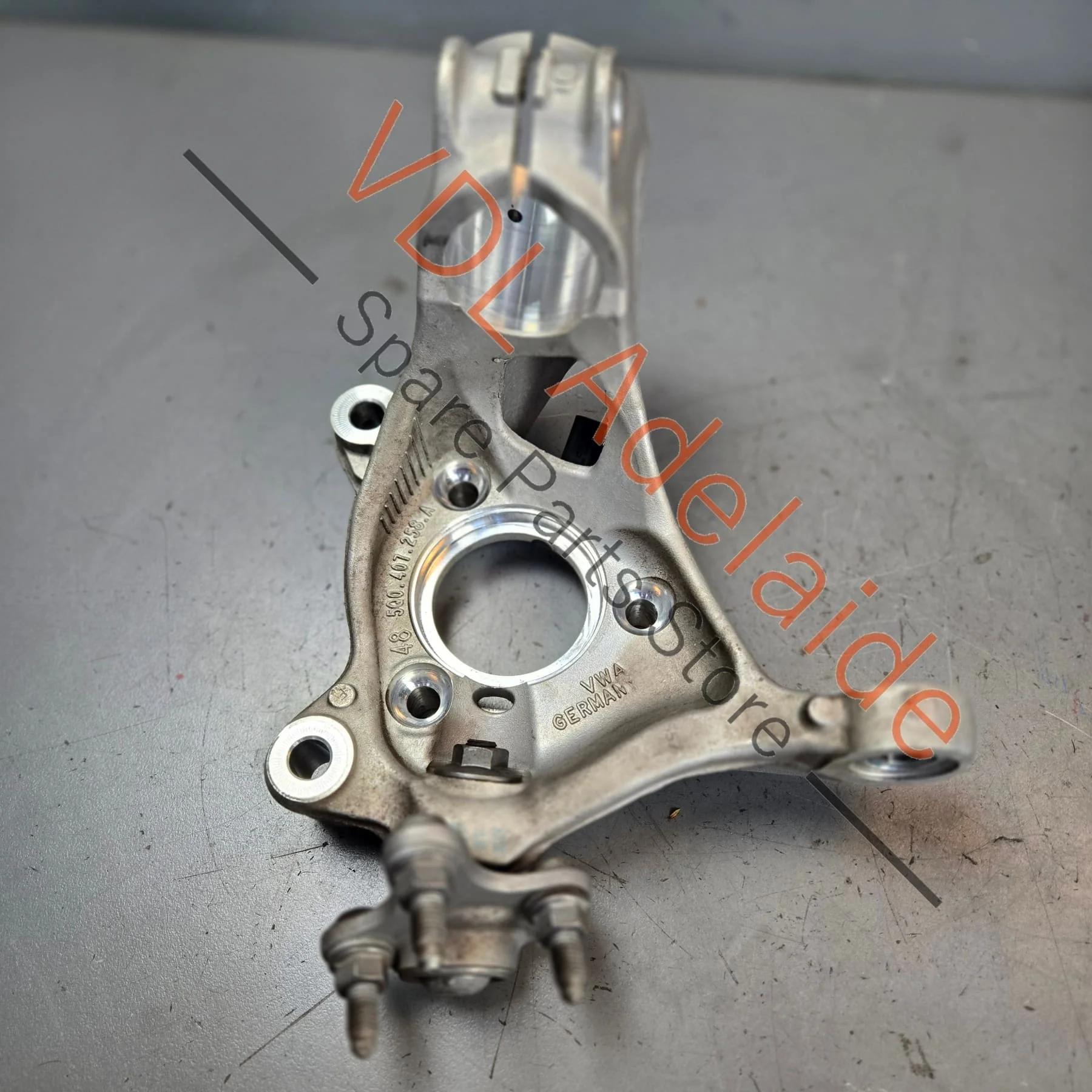 Golf MK8 Passat Cupra Ateca Front Right Hub Knuckle Wheel Bearing Housing 5QD407254F 5Q0407254C 5Q0407254A