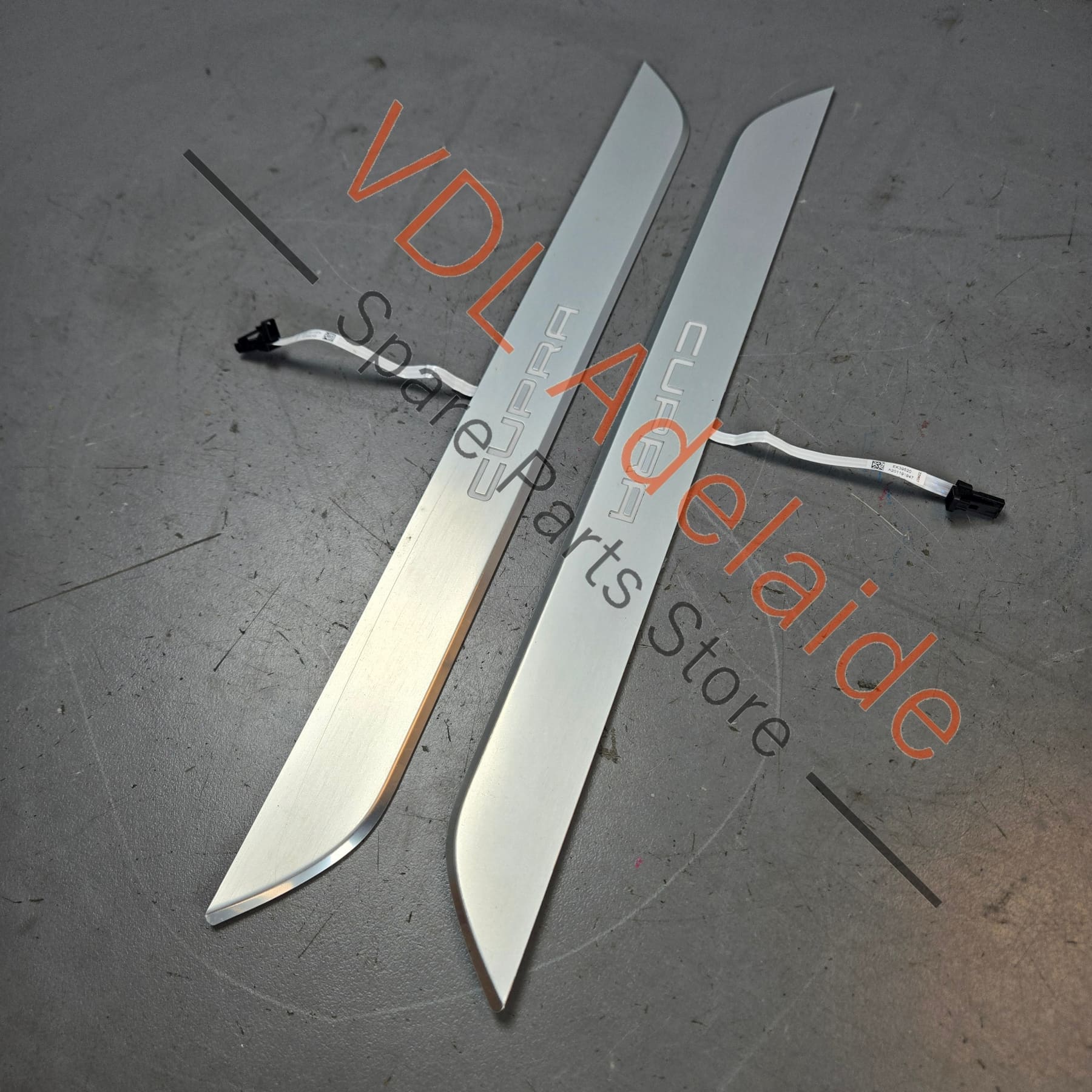 Cupra Pair of Illuminated Door Entry Strips 5FA947417E - Image 3