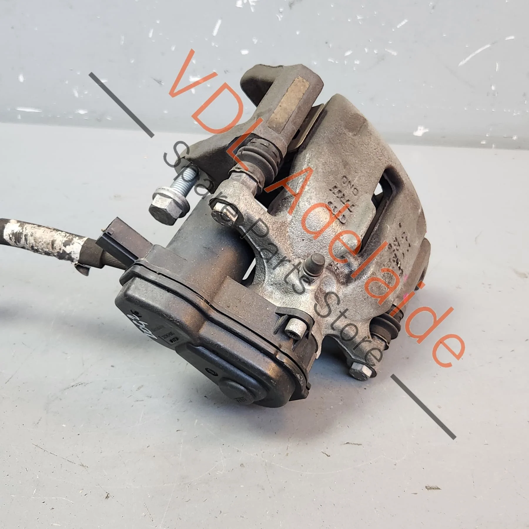 Audi A4 B8 Electronic Handbrake Right Rear Brake Caliper 8K0615426C 8K0615404E 8K0998281A