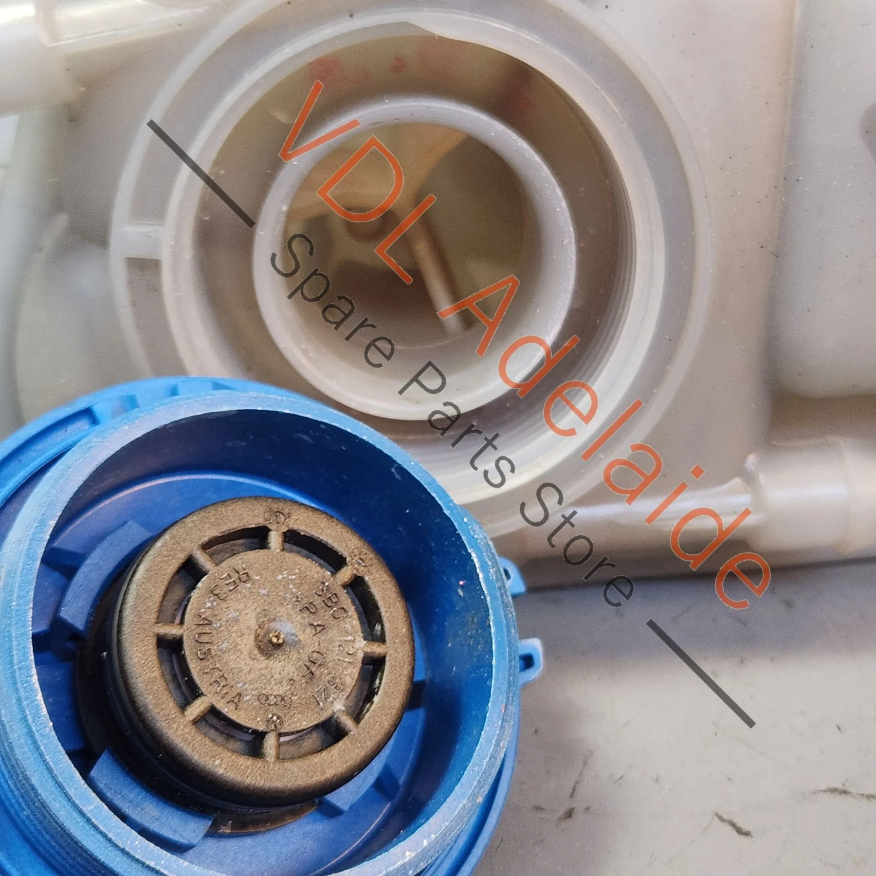 Audi A4 4Cyl Coolant Overflow Bottle Reservoir Tank & Cap 8K0121403T 8K0121403AC 3B0121321 - Image 5