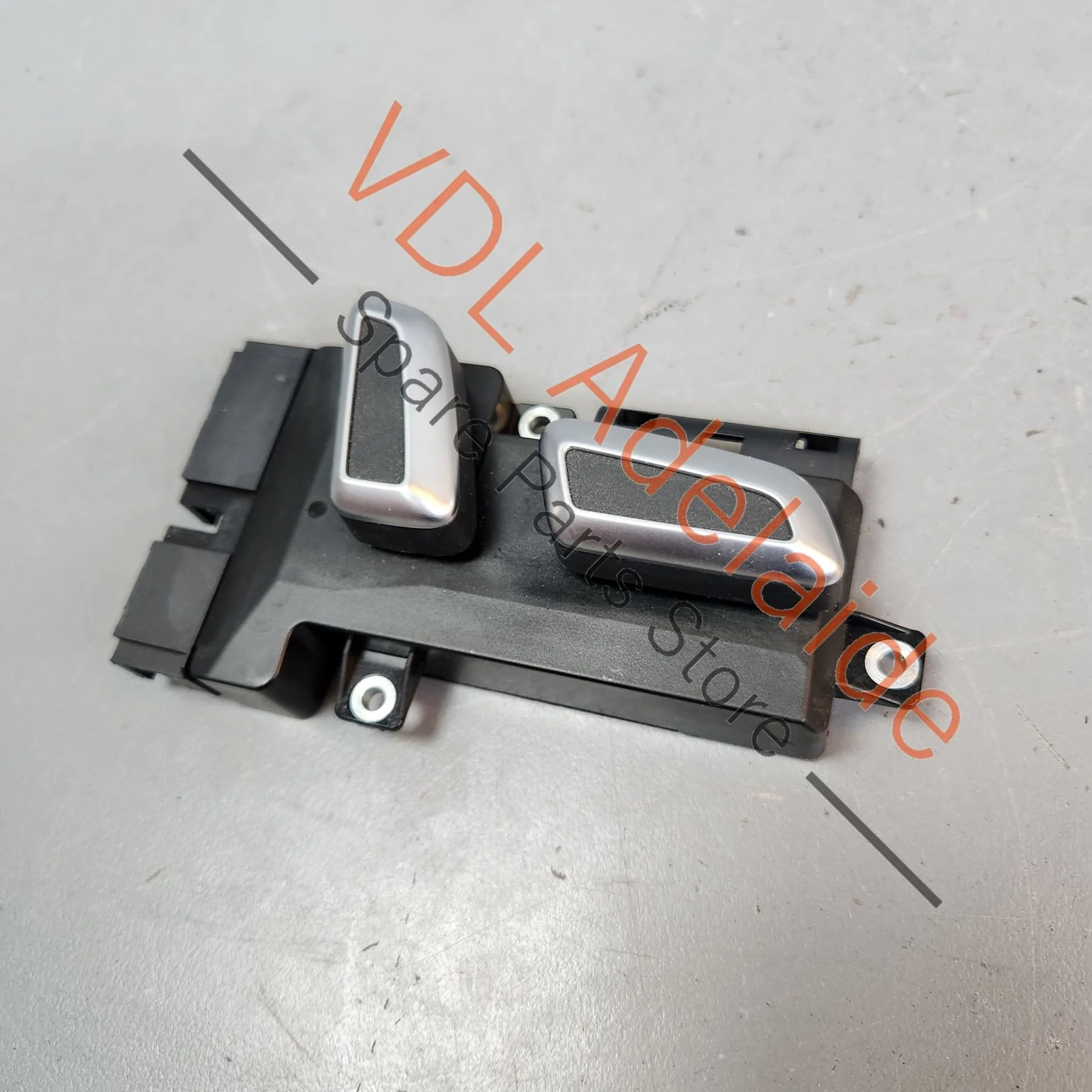 Audi A4 B8 8K Seat Adjustment Switch for Front Right Driver RHD 8K0959748C