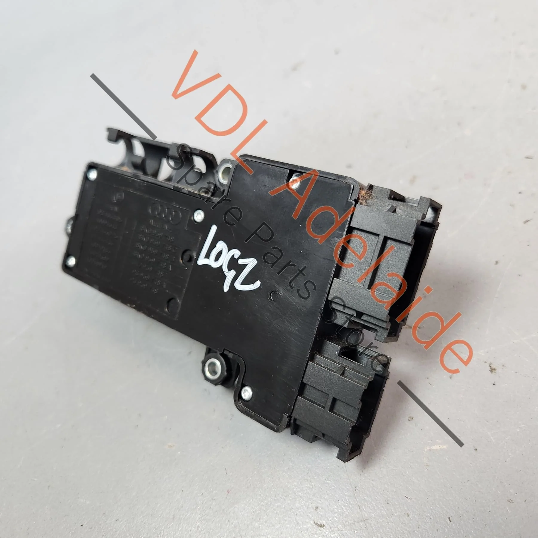 Audi A4 B8 8K Seat Adjustment Switch for Front Right Driver RHD 8K0959748C - Image 2