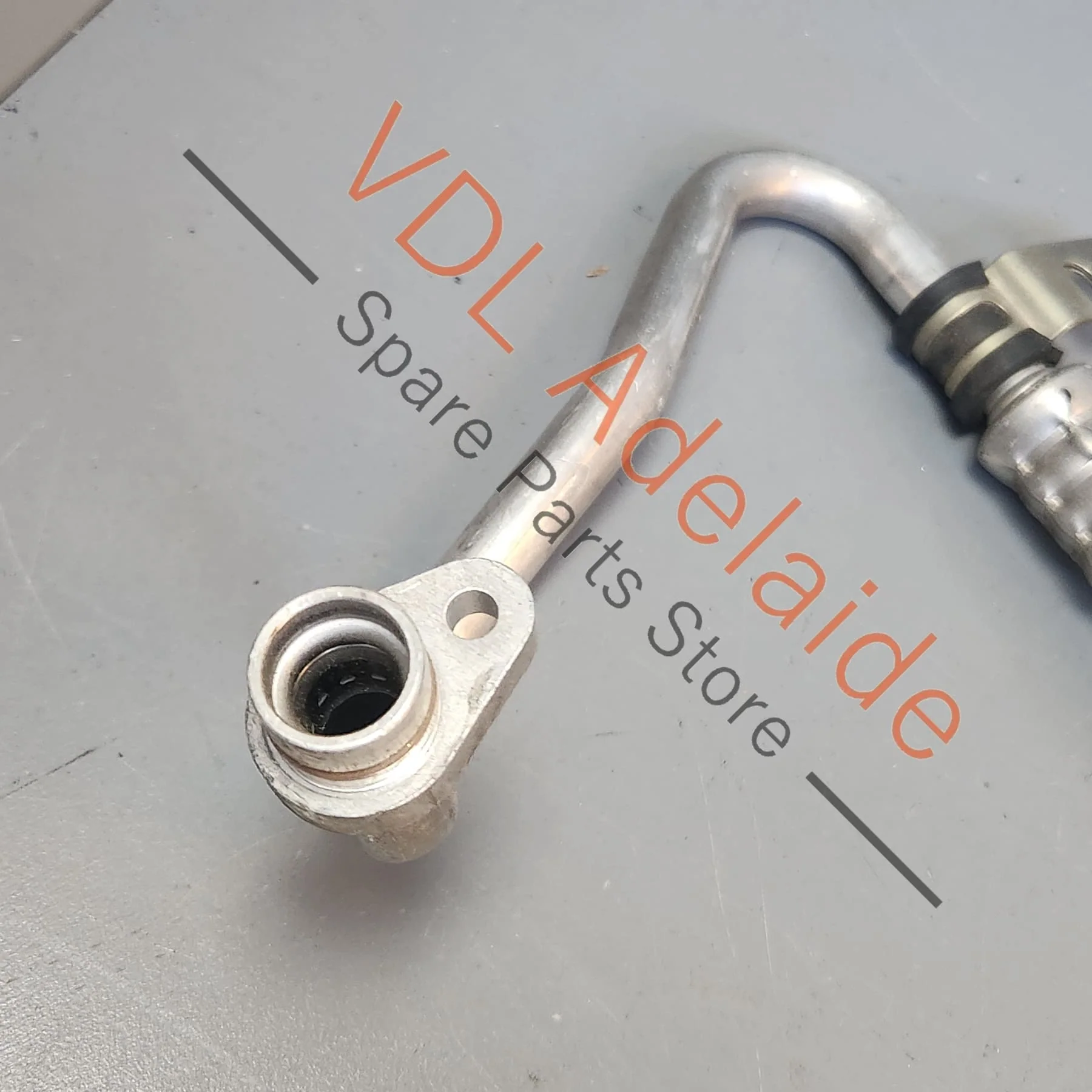 Renault Megane 3 AC Compressor Refrigerant Pipe Hose Inlet 924540020R - Image 5