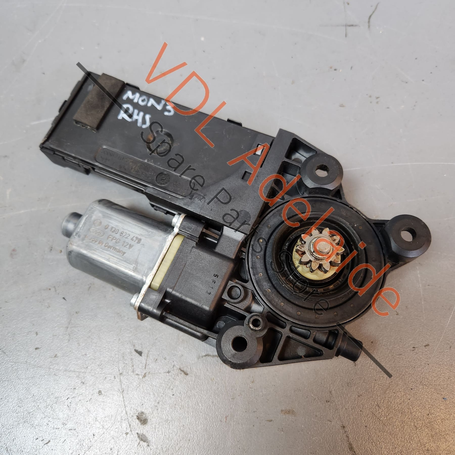 Renault Megane Clio Drivers Side Window Motor 807306959R
