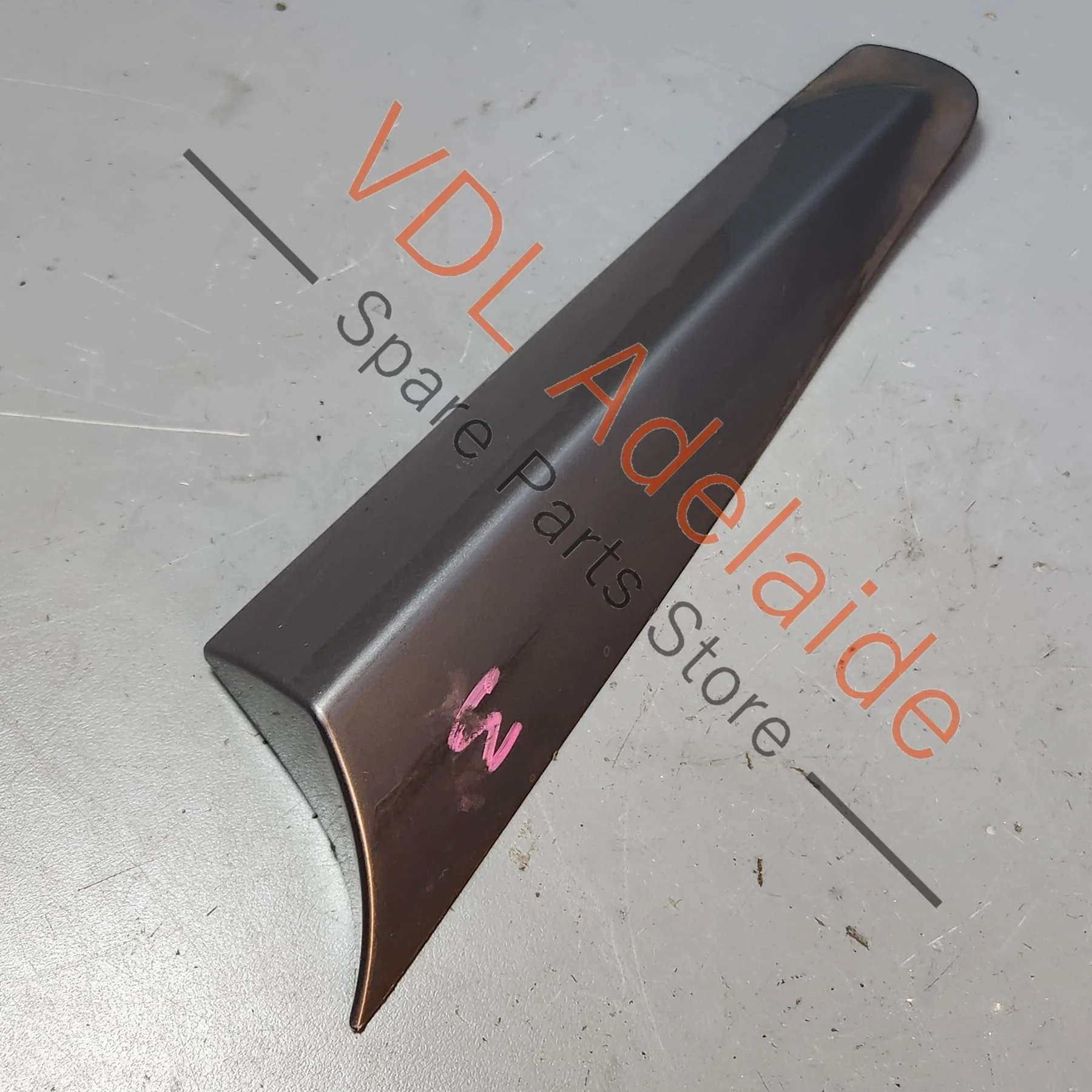 Renault Megane Left Side Rear Exterior Body Molding 768579138R 768570131R Oyster Grey