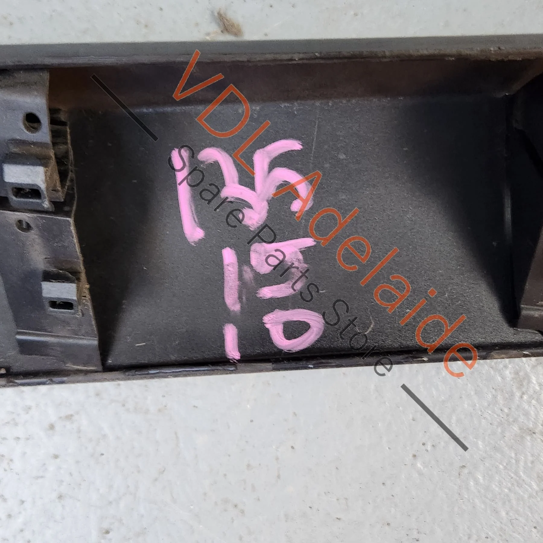 Renault Megane Right Side Rear Exterior Door Molding 801860012R 801864336R TEGNE - BLACK - Image 8