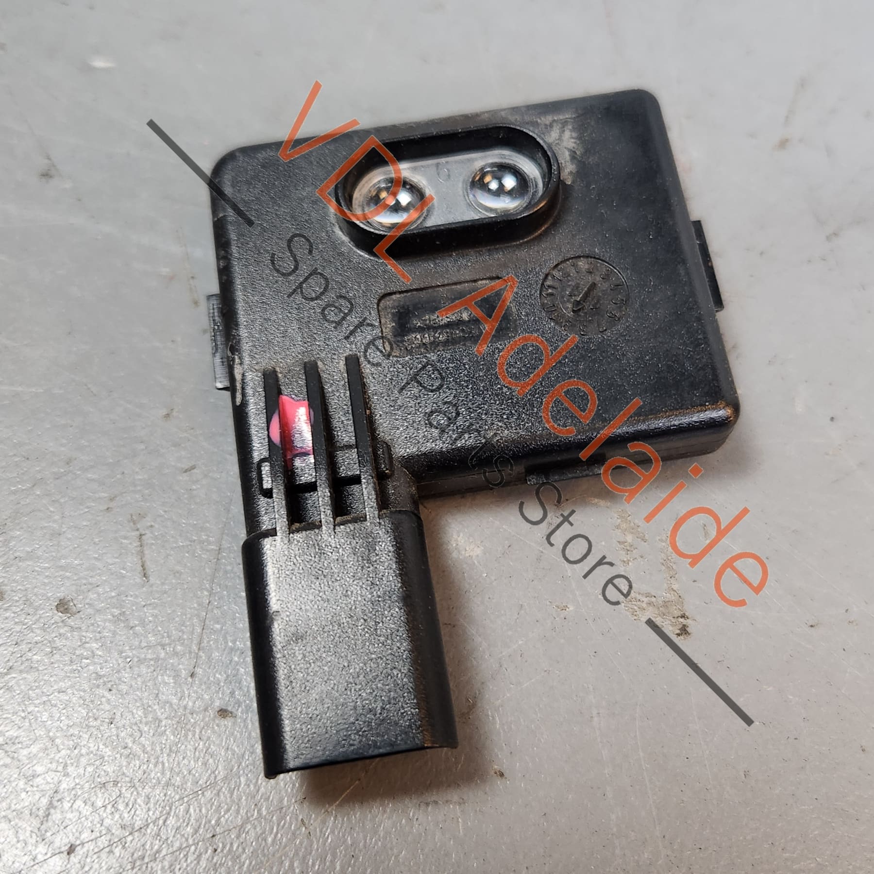 Renault Megane 3 III LHS Left Door Handle Keyless Entry Sensor 806070033R