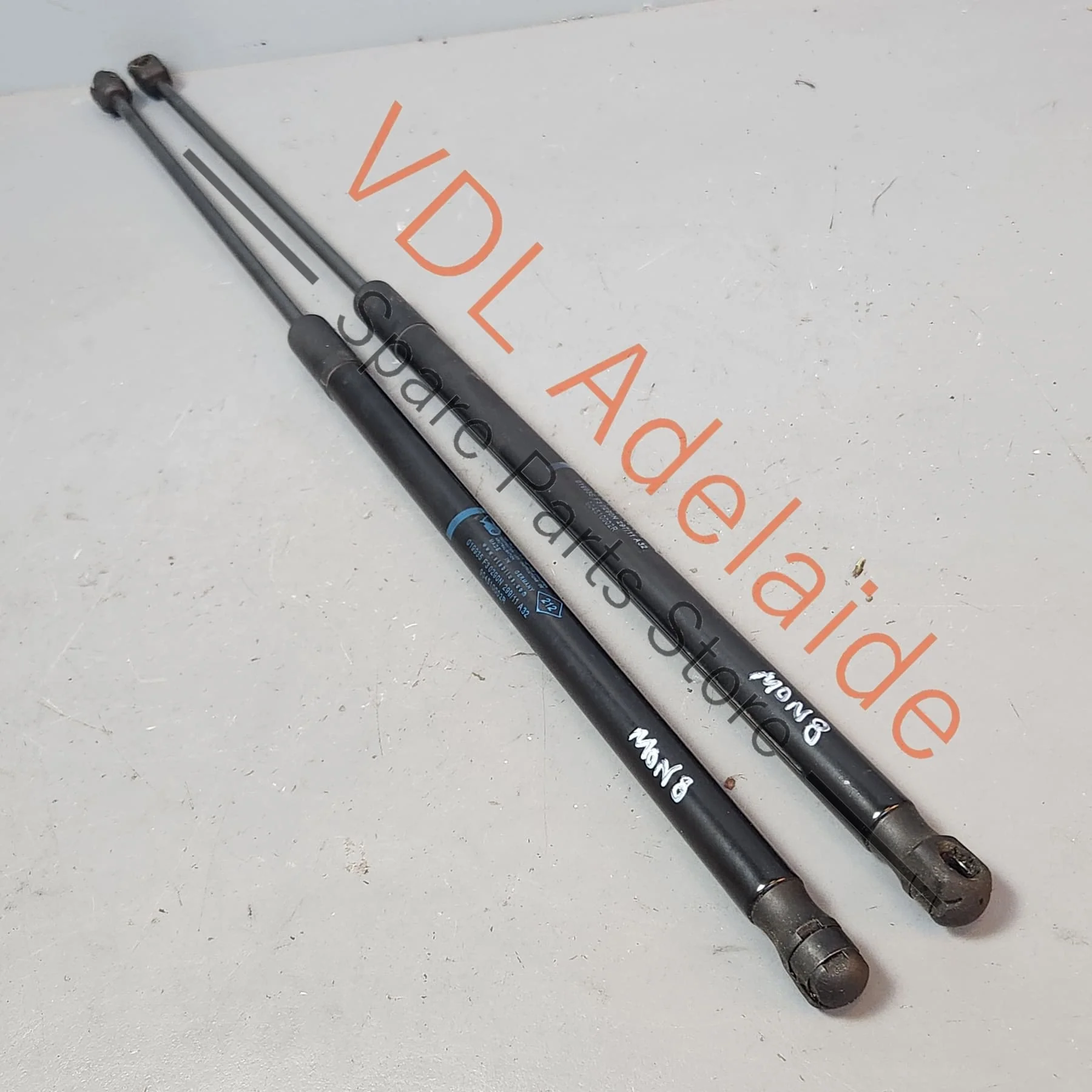 Renault Megane 3 Boot Trunk Rear Hatch Gas Lift Strut 904510002R Suits left or right - Image 8