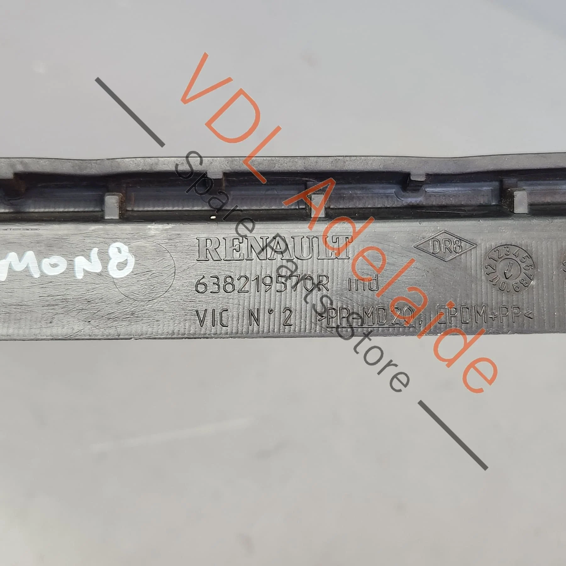 Renault Megane 3 Under Bonnet Engine Bay Trim Gasket Seal for LHS 638219570R - Image 8