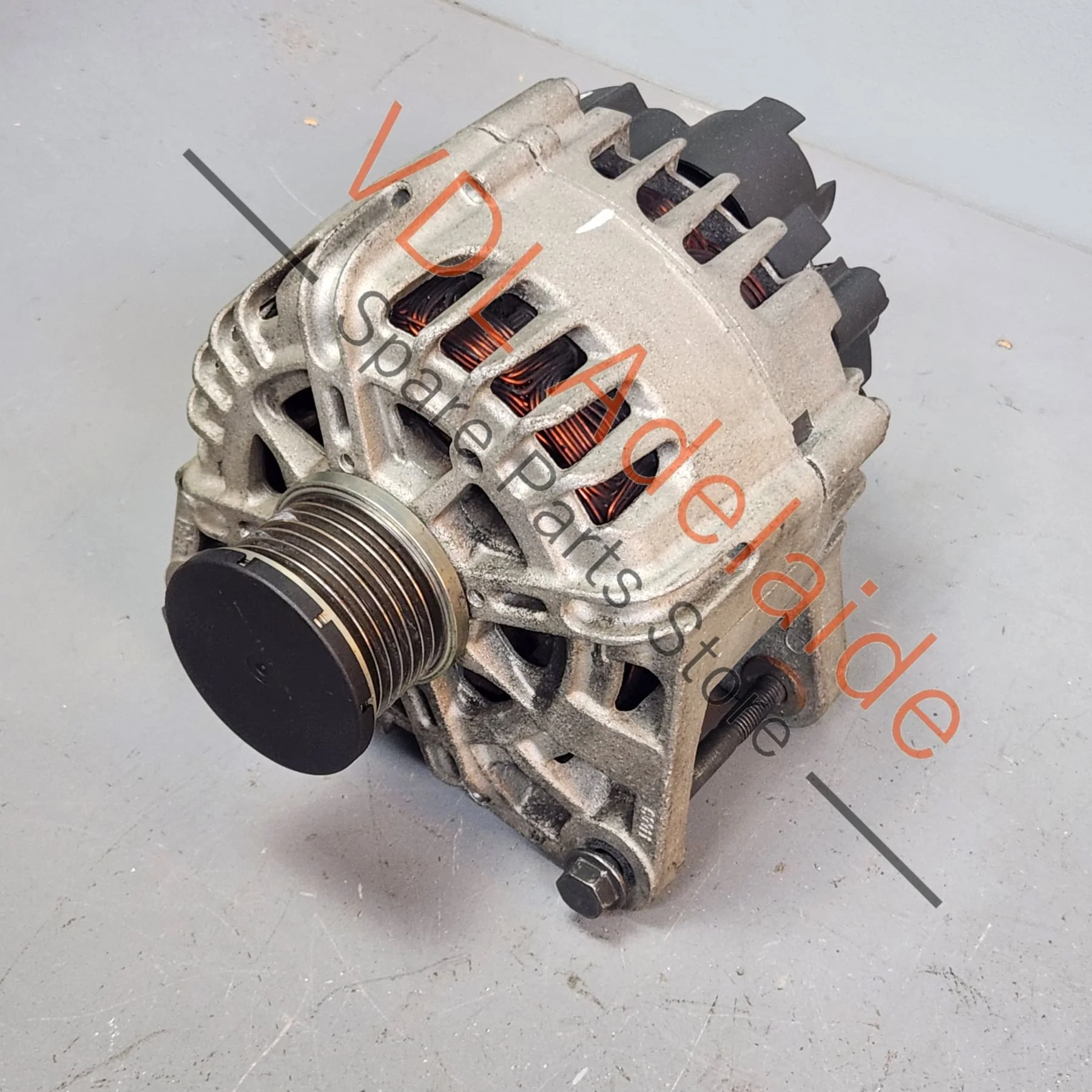 Renault Alternator 12A Valeo 8200849752C
