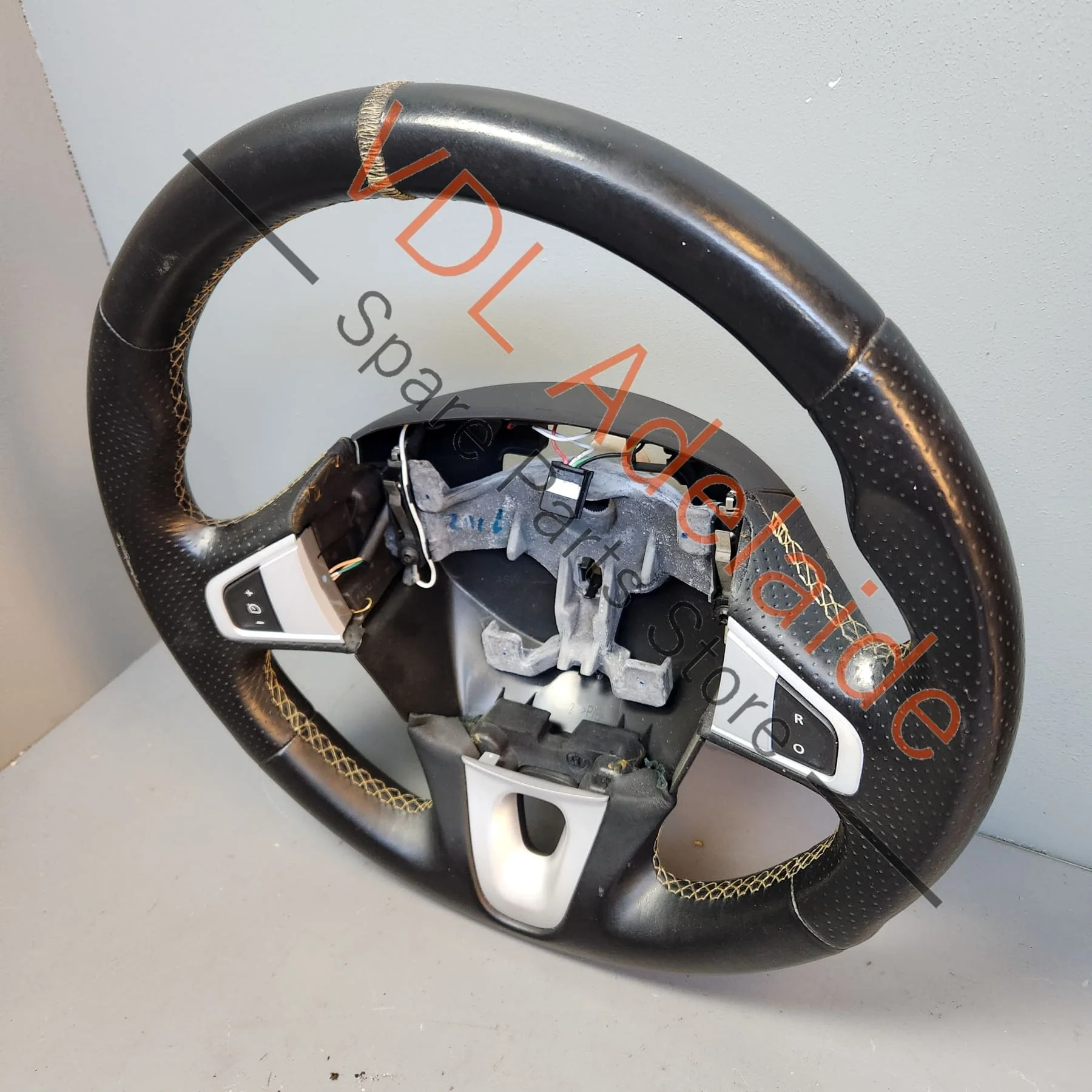 Renault Megane 3 III RS 250 265 275 Steering Wheel Yellow Stitch 484300049R - Image 7