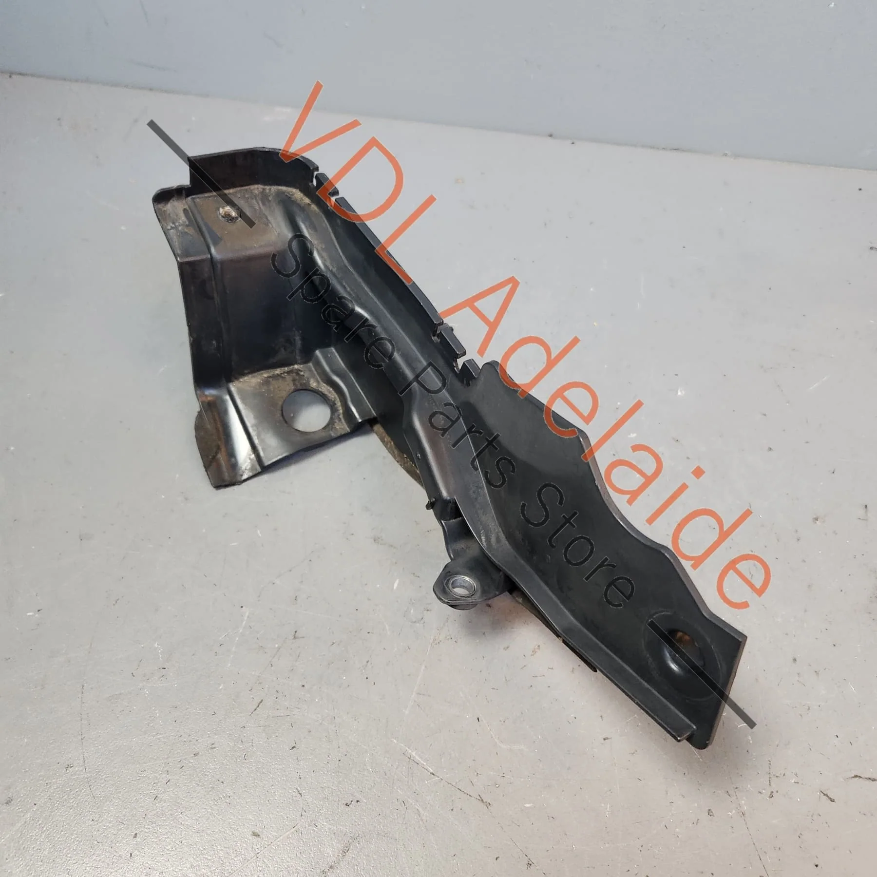Renault Megane Windscreen Waterbox Scuttle Panel Right Side Trim Molding Bracket 668620008R - Image 7