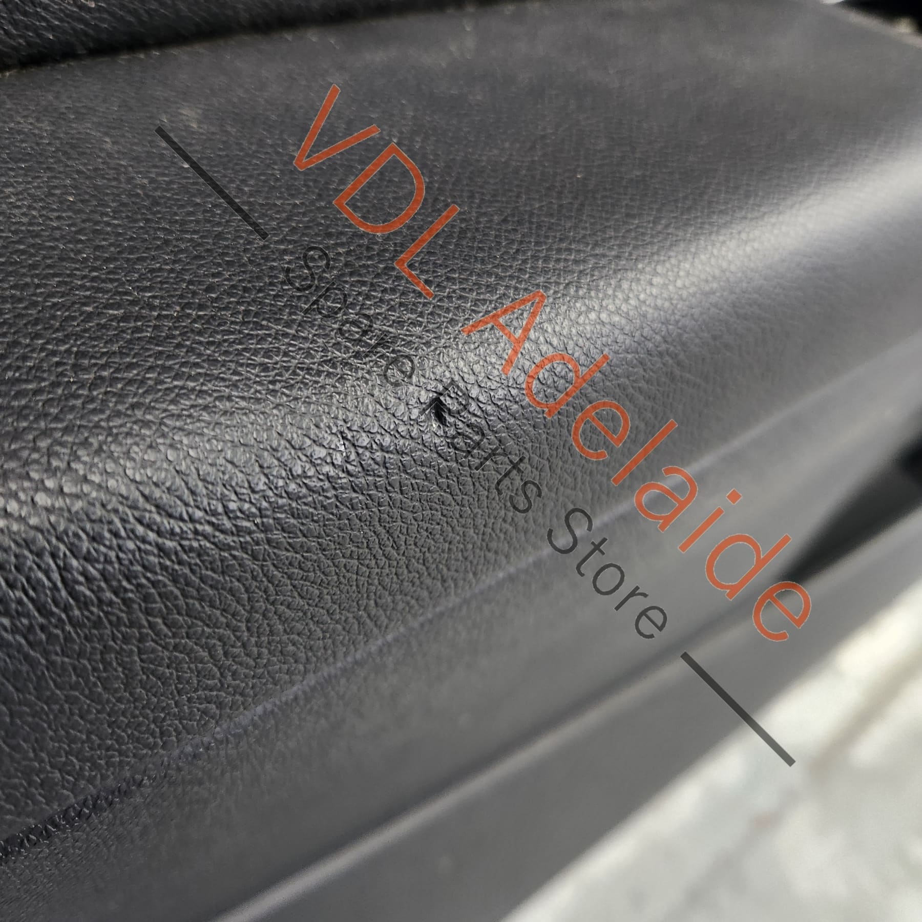 Renault Megane MK3 RS250 265 275 Left Interior Door Trim with Grab Handle - Image 4