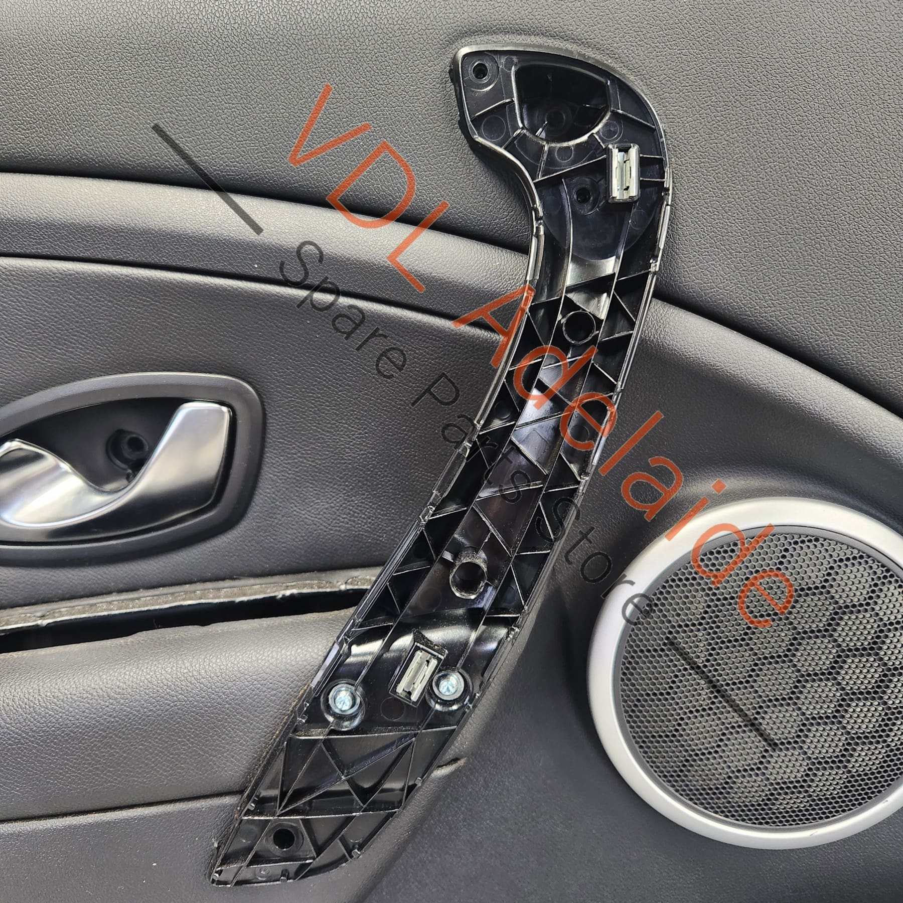 Renault Megane MK3 RS250 265 275 Left Interior Door Trim with Grab Handle - Image 6