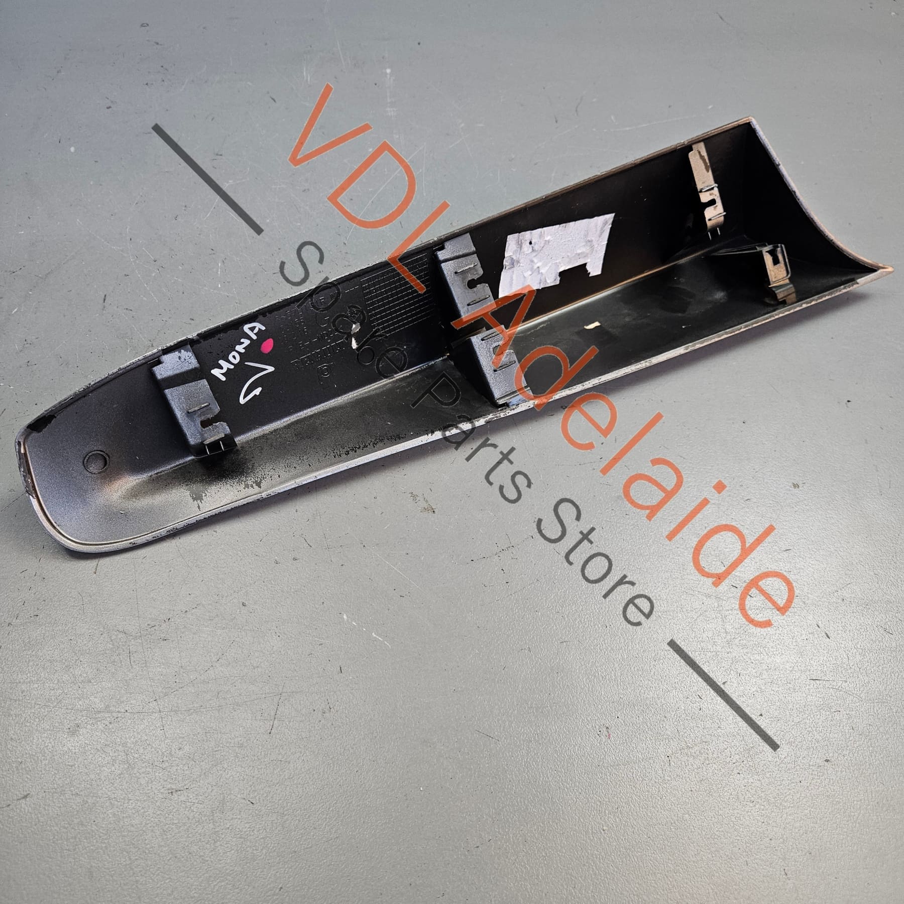 Renault Megane Left Side Rear Exterior Body Molding 768579138R 768570131R - Image 6
