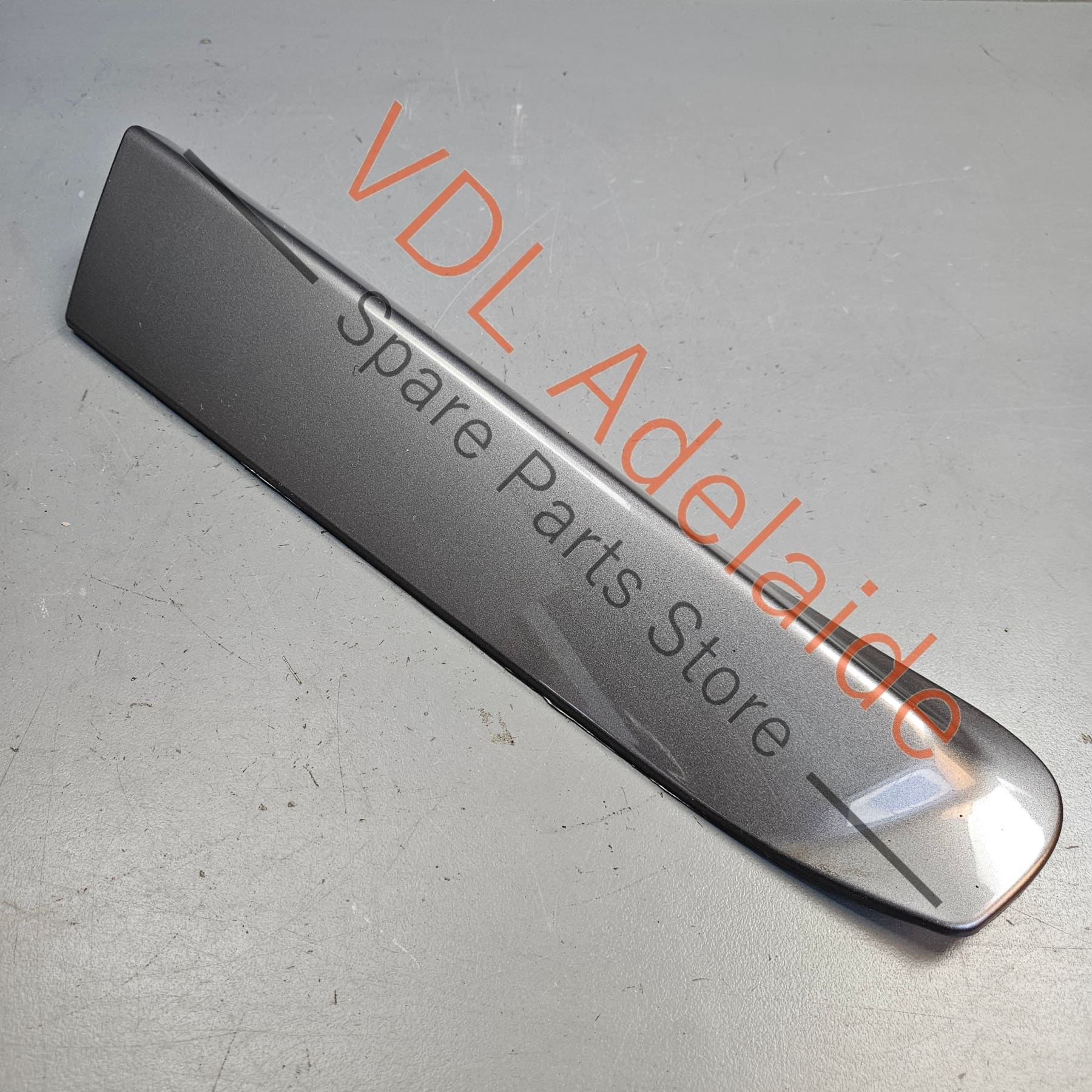 Renault Megane Right Side Rear Exterior Body Molding 768568852R 768560131R - Image 3