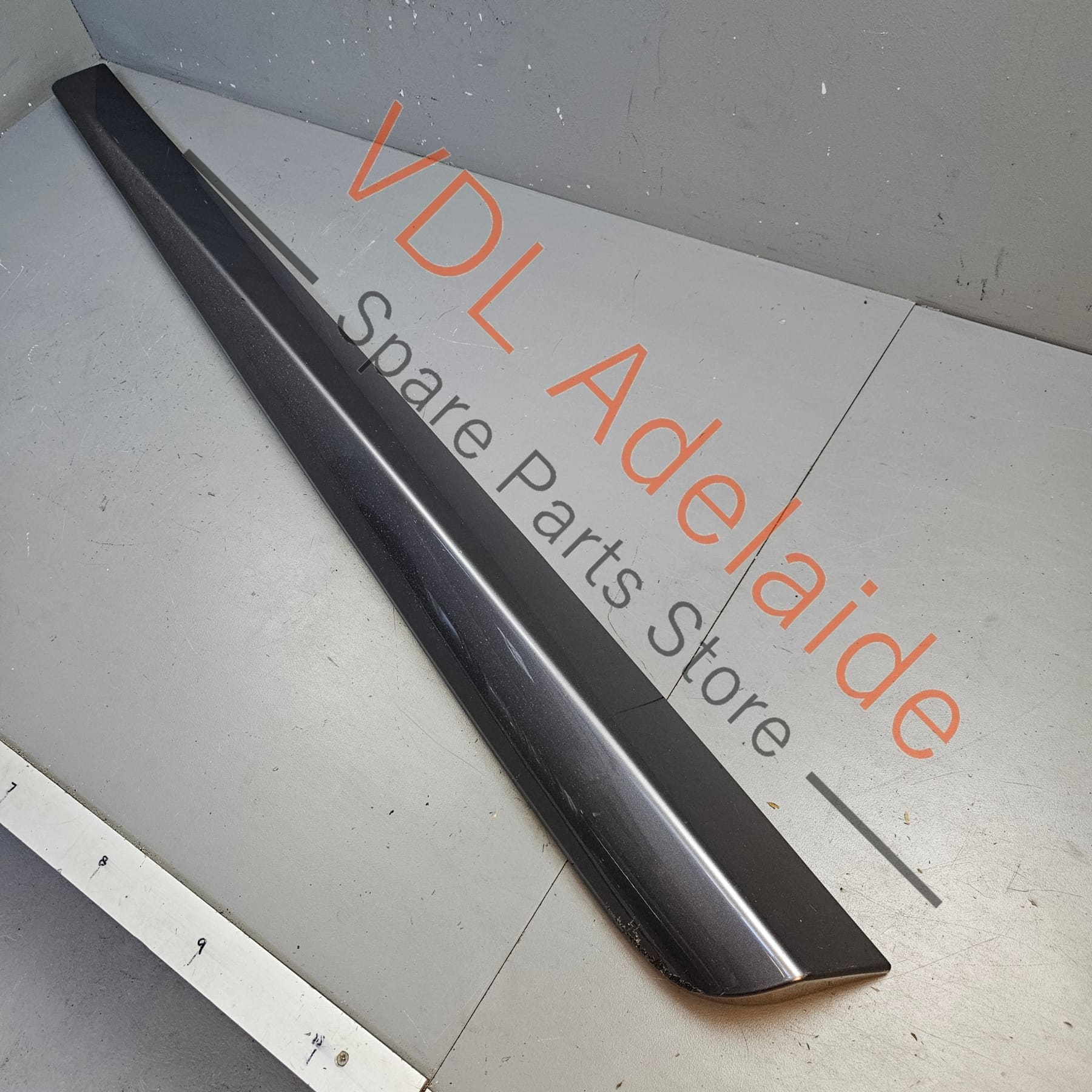 Renault Megane Left Side Rear Exterior Door Molding 808774483R 808770008R Oyster Grey - Image 3