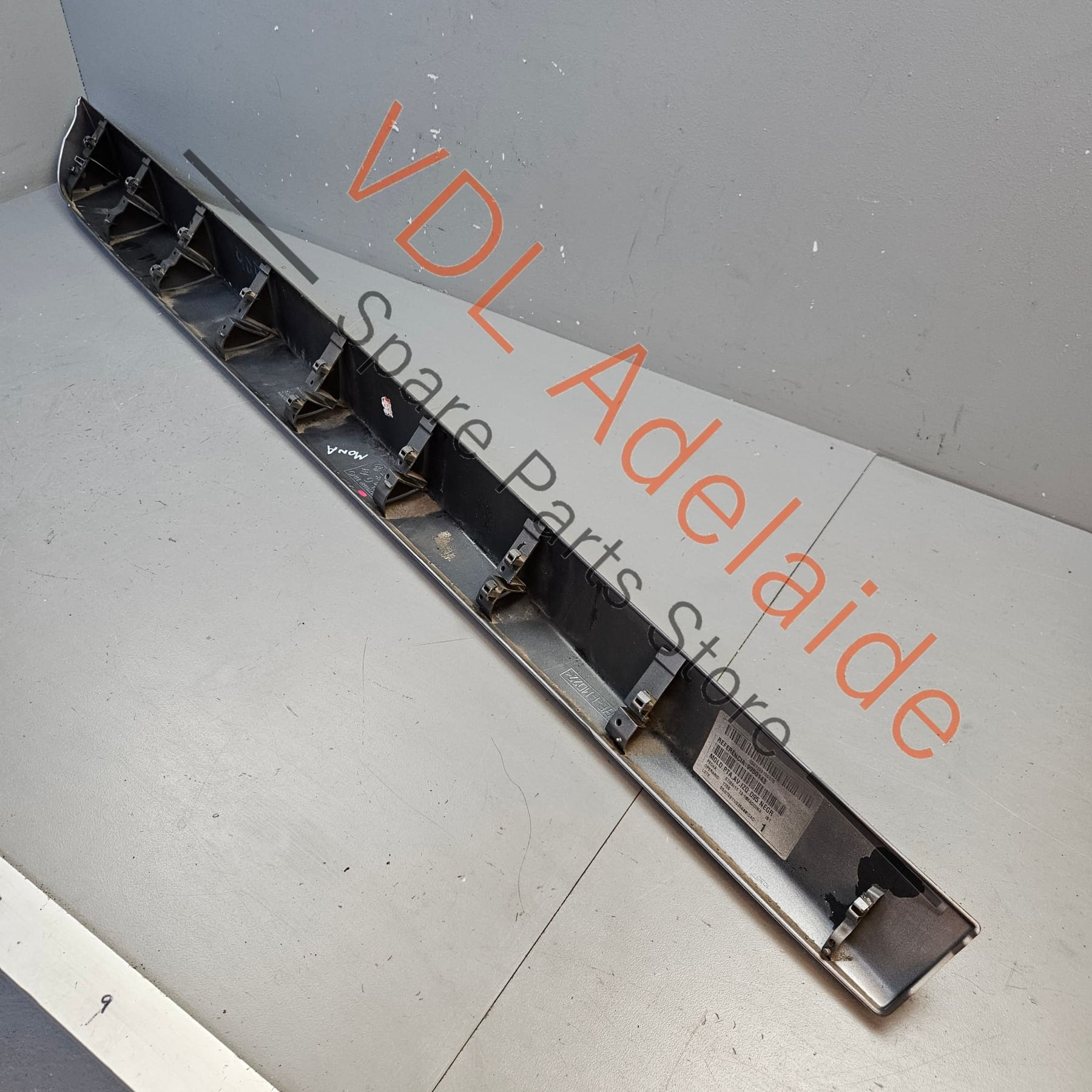 Renault Megane Left Side Rear Exterior Door Molding 808774483R 808770008R Oyster Grey - Image 5