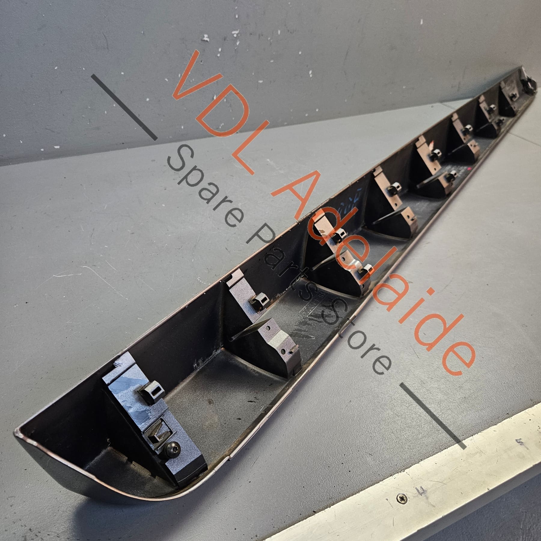 Renault Megane Left Side Rear Exterior Door Molding 808774483R 808770008R Oyster Grey - Image 7