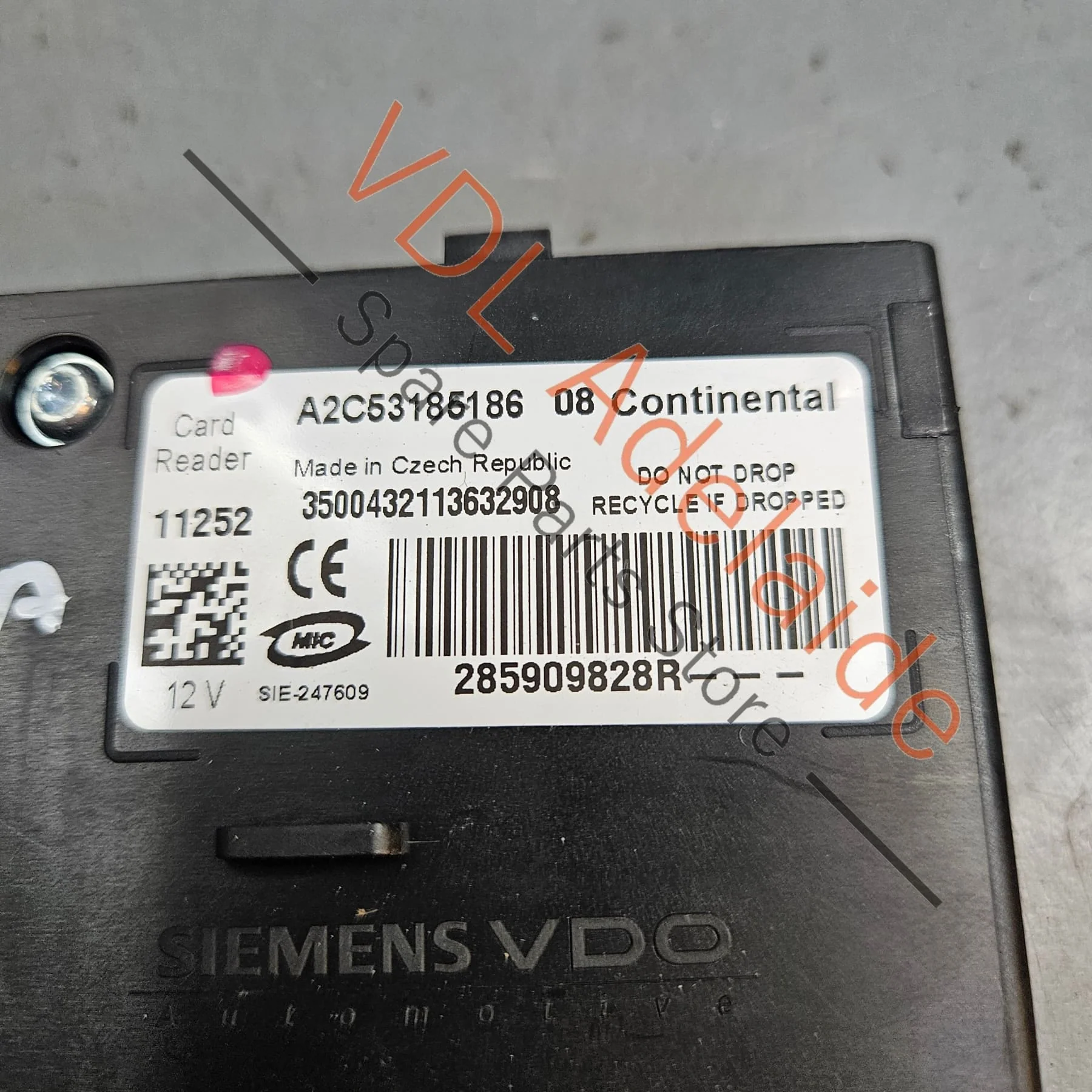 Renault Ignition Key Reader Slot 285909828R A2C53185186 - Image 5