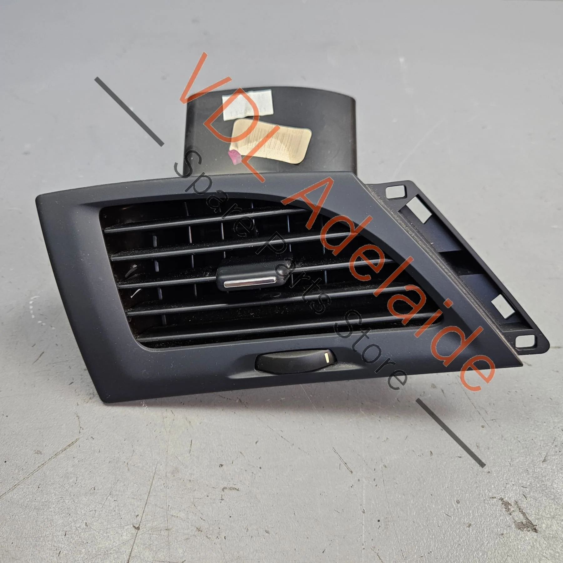 Renault Megane 3 III Left Side Dash AC Air Vent Satin Black 687615724R for RHD - Image 4