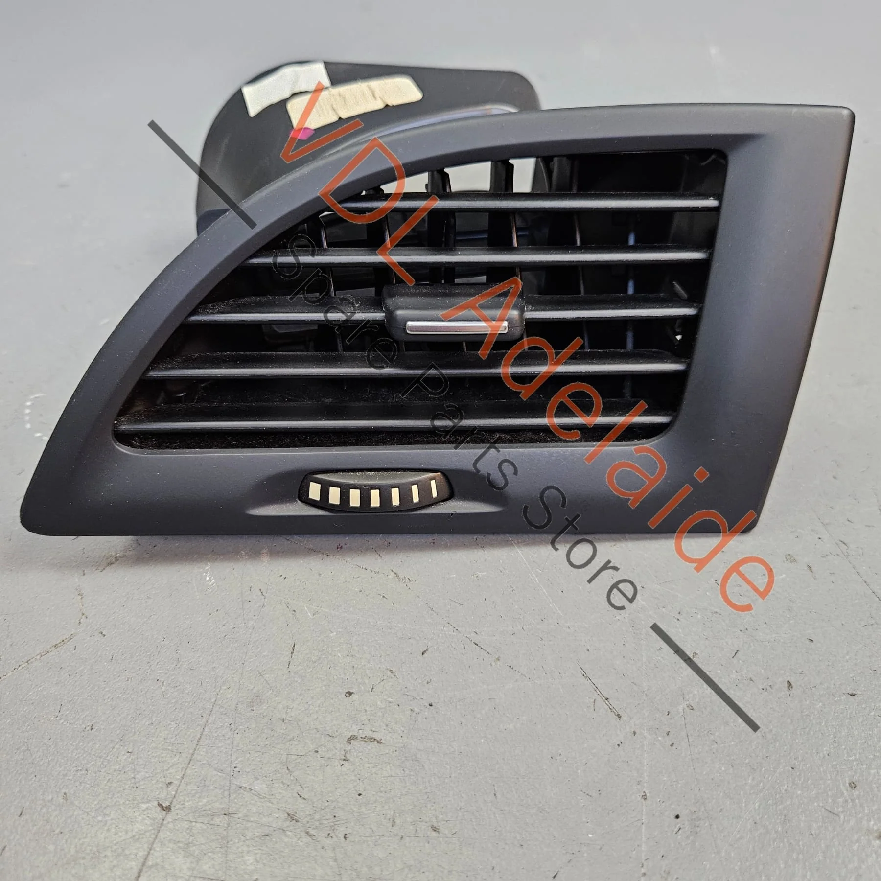 Renault Megane 3 Right Side Dashboard Air Vent for AC 687600979R for RHD