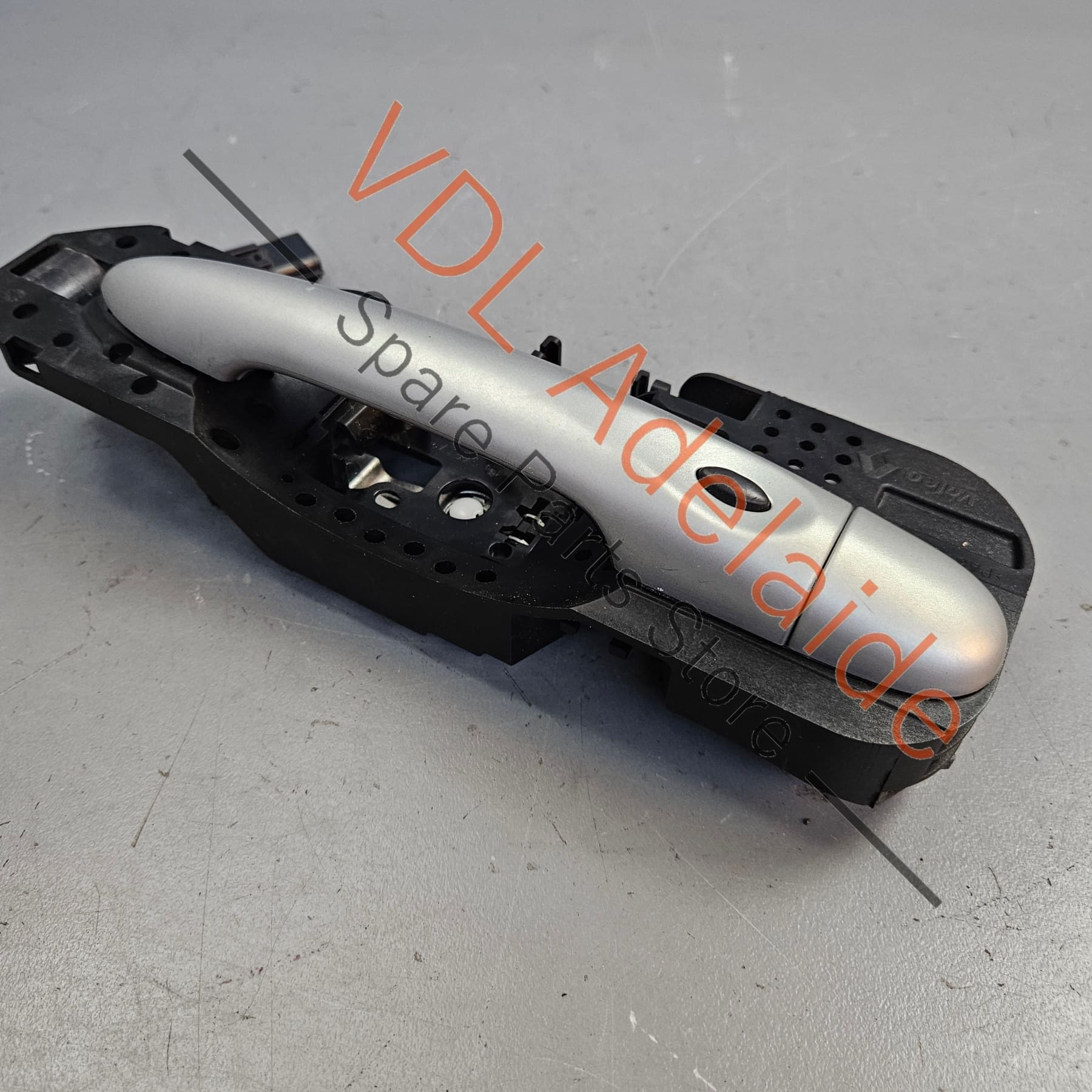 Renault Megane III 3 Drivers Side Exterior Door Handle Assembly 806B09141R 285989032R - Image 3