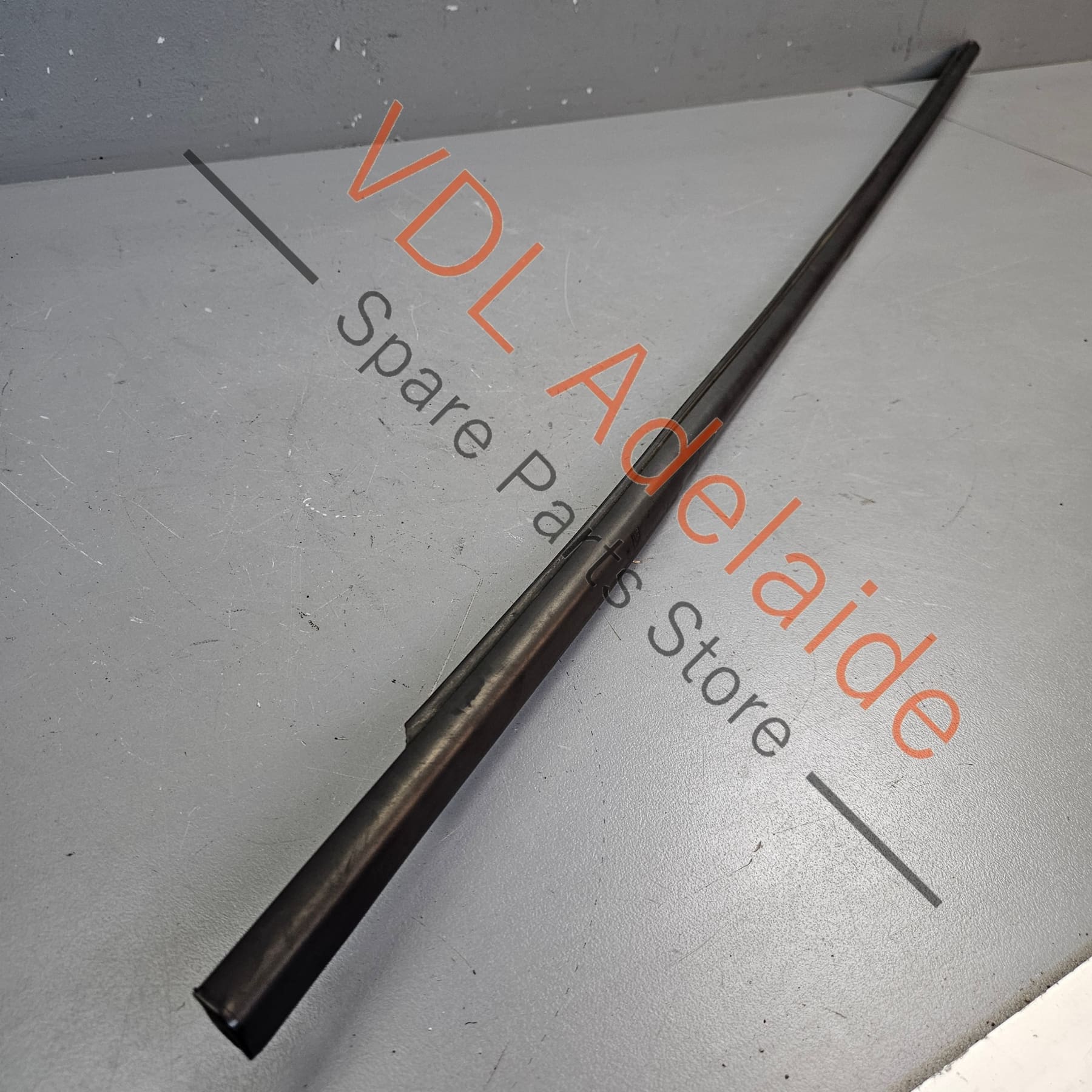 Renault Megane 3 Coupe Right Exterior Window Slot Aperture Seal Trim Molding 768600006R - Image 3