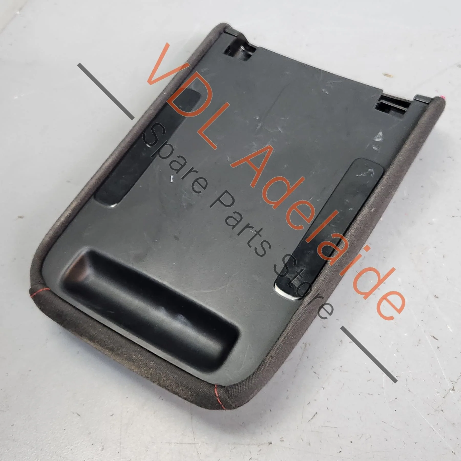 Genuine OEM VW Golf MK6 Gti Cloth Centre Middle Arm Rest Red Stitching Interior Trim 5K0061123 82V - Image 5