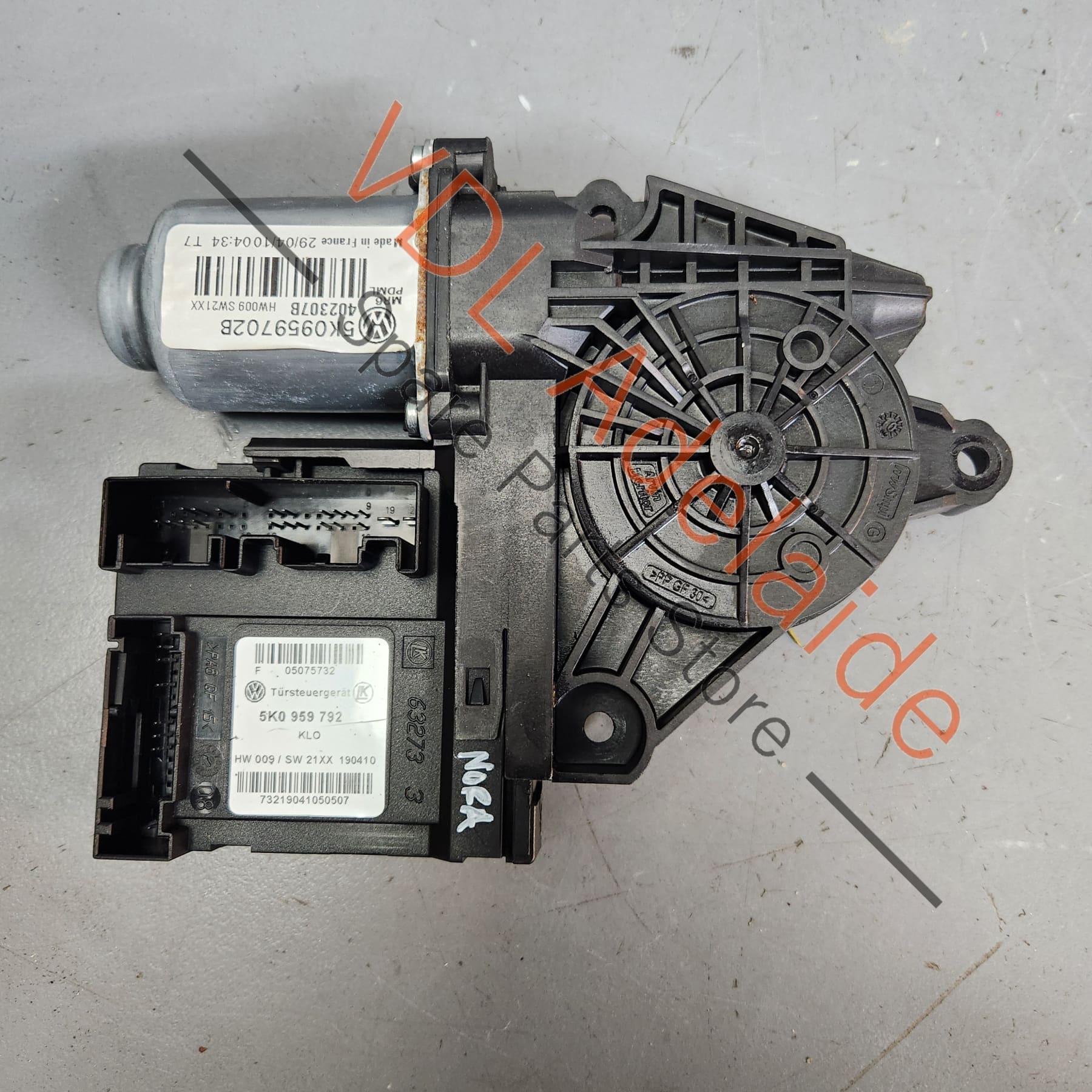 VW Golf MK6 Window Regulator Motor Passengers Door 5K0959702J Z06 5K0959702B 5K0959792