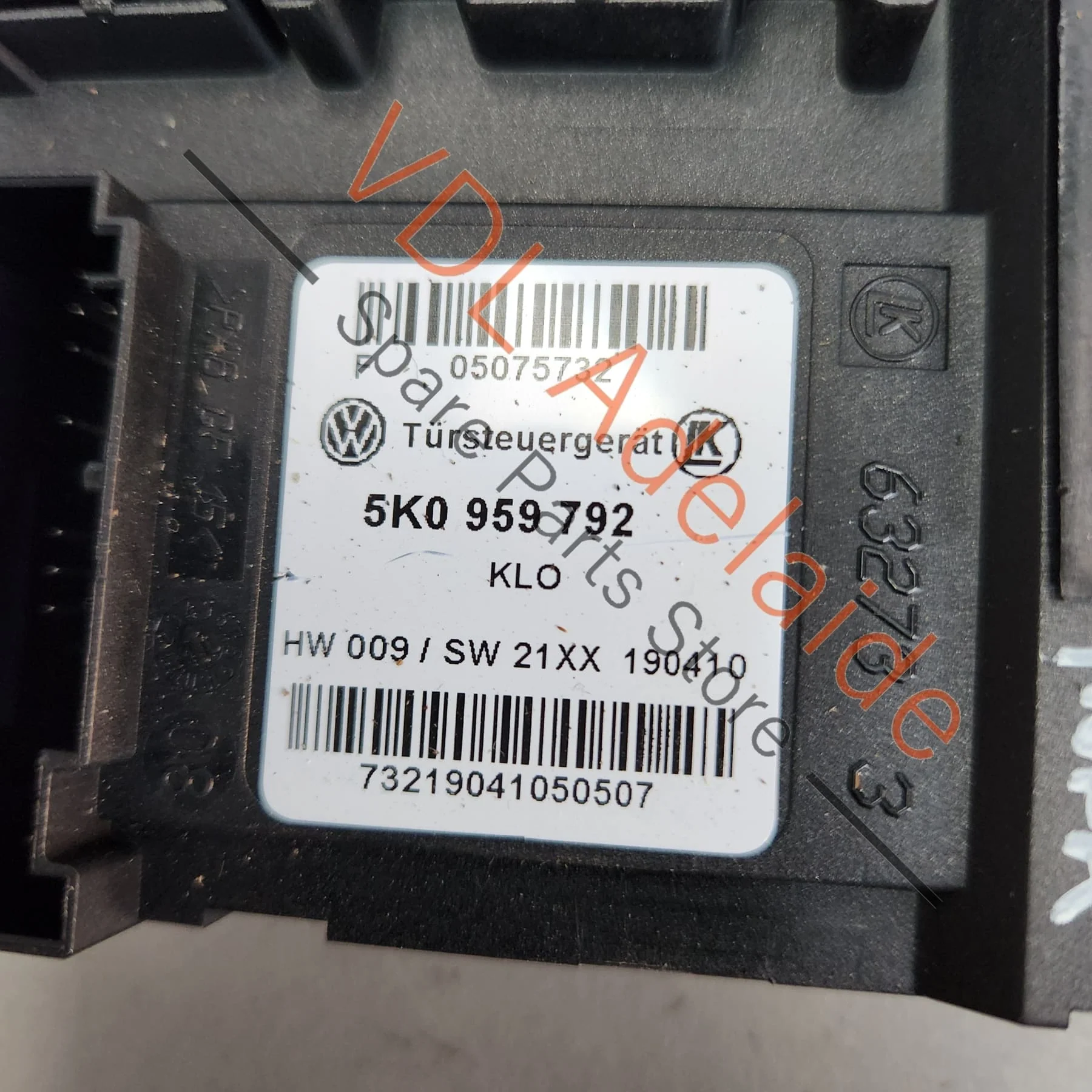 VW Golf MK6 Window Regulator Motor Passengers Door 5K0959702J Z06 5K0959702B 5K0959792 - Image 3