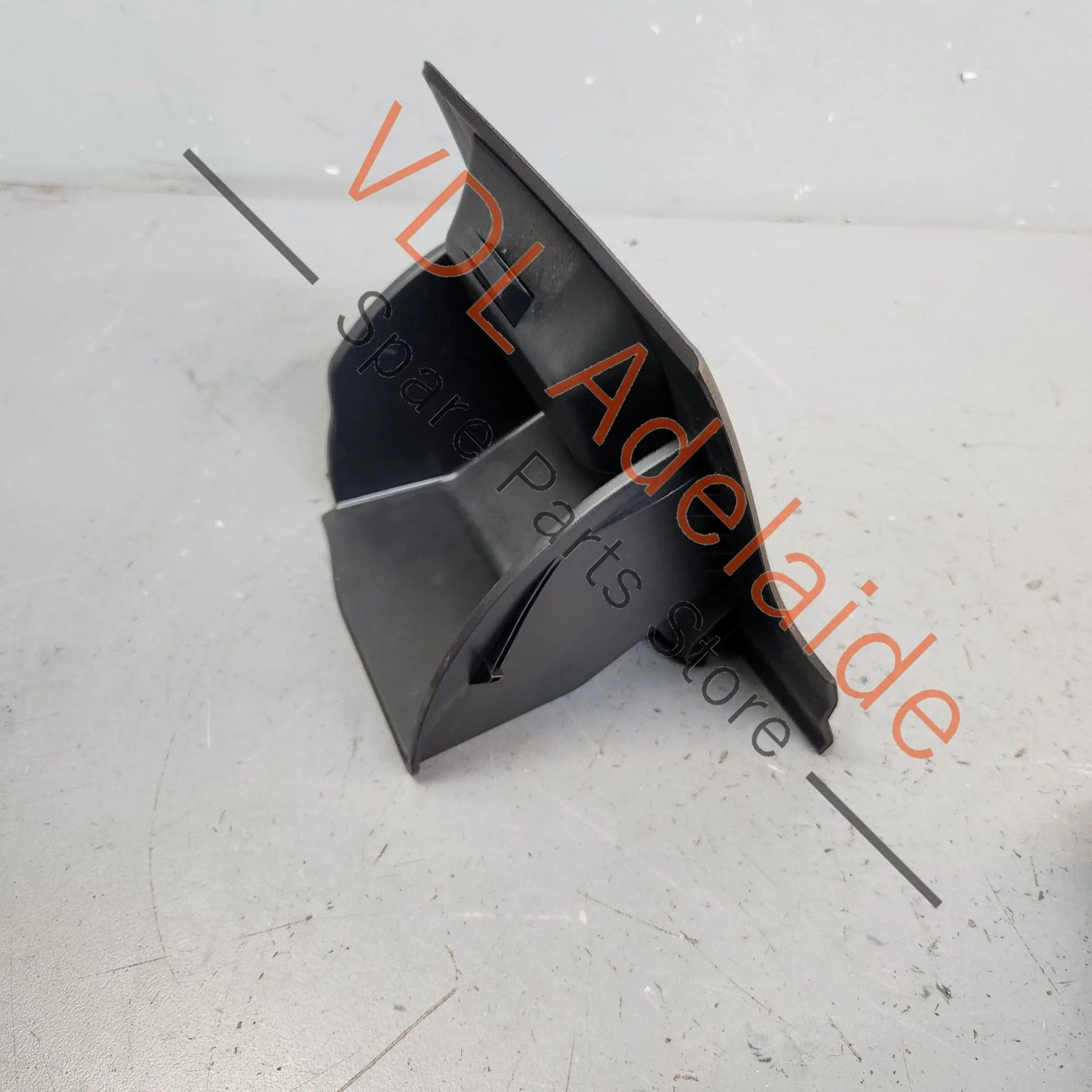 VW Golf MK6 Drivers Glove Box Compartment 5K2857919D  82V - Image 2