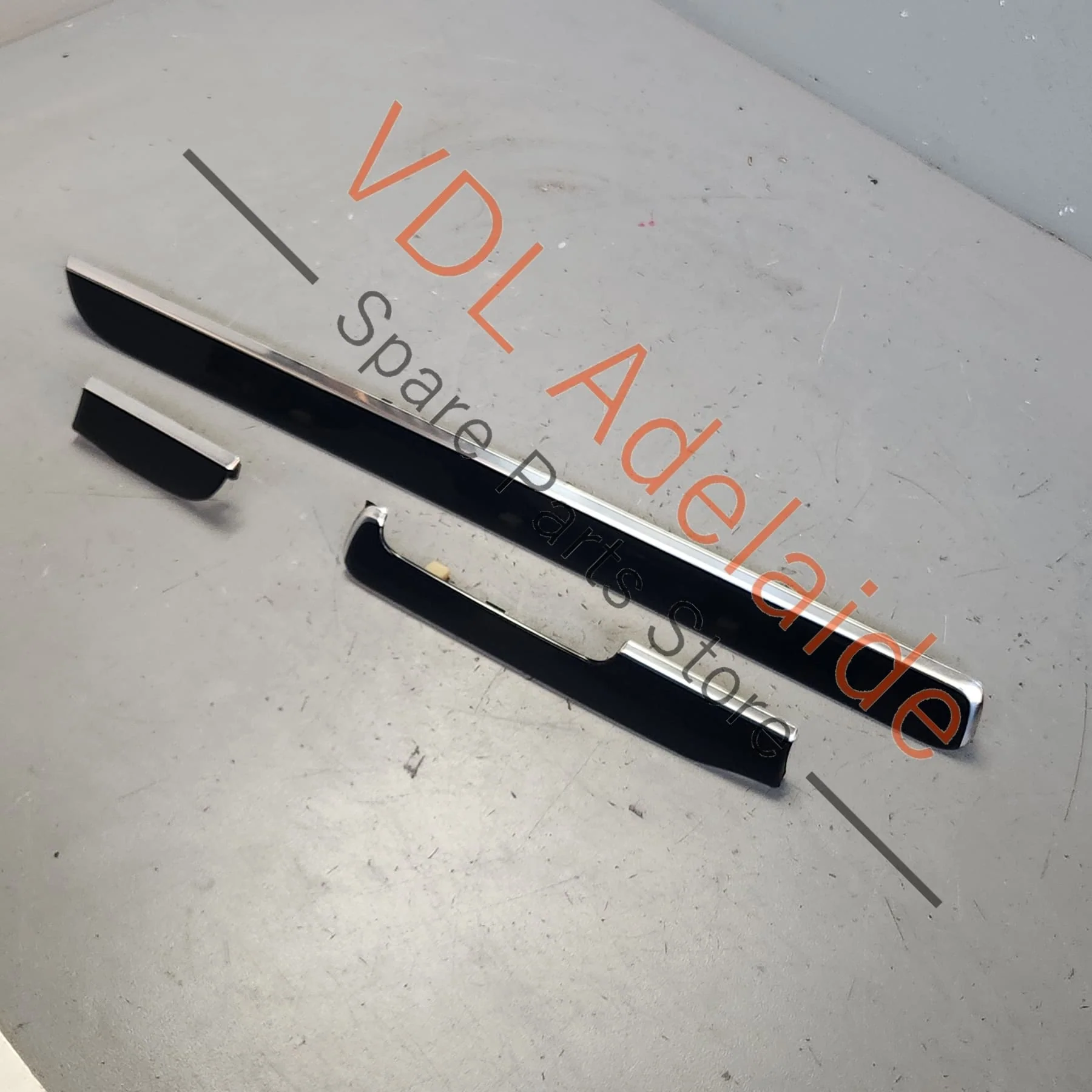 VW Golf GTi Mk6 Linette Black Chrome Dashboard Dash Trim Insert Set for RHD